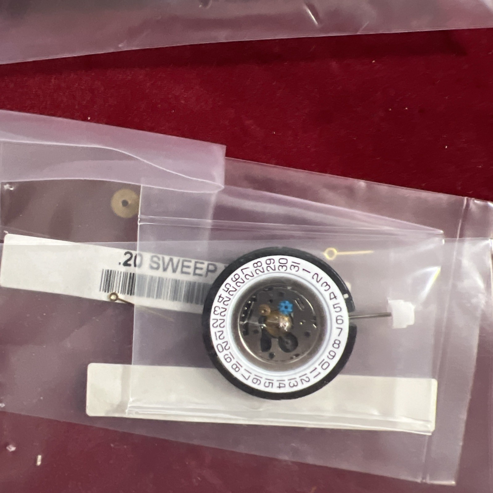 Genuine ESA/ ETA 805.161 Watch Movement Swiss, Date at 3, NOS