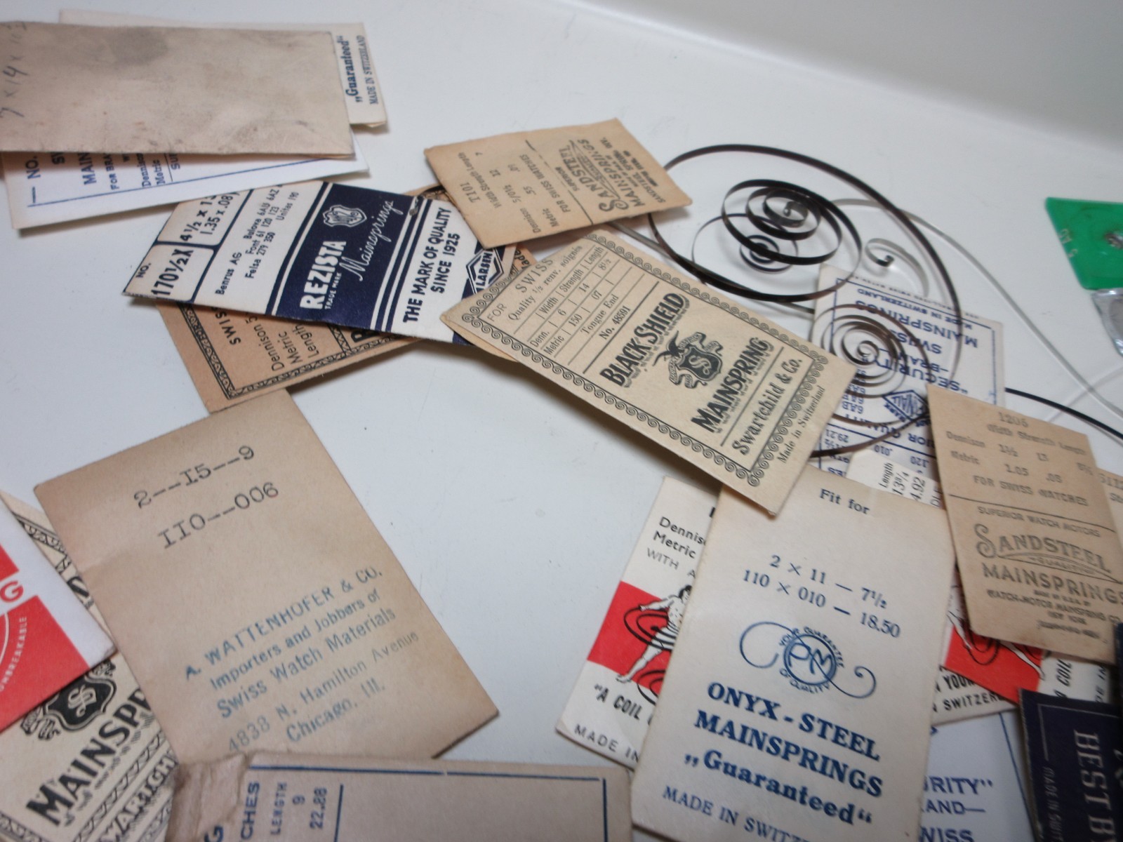 VINTAGE LOT OF 75 WATCH MAIN SPRINGS WATCHMAKER REPLACEMENT PARTS # 1