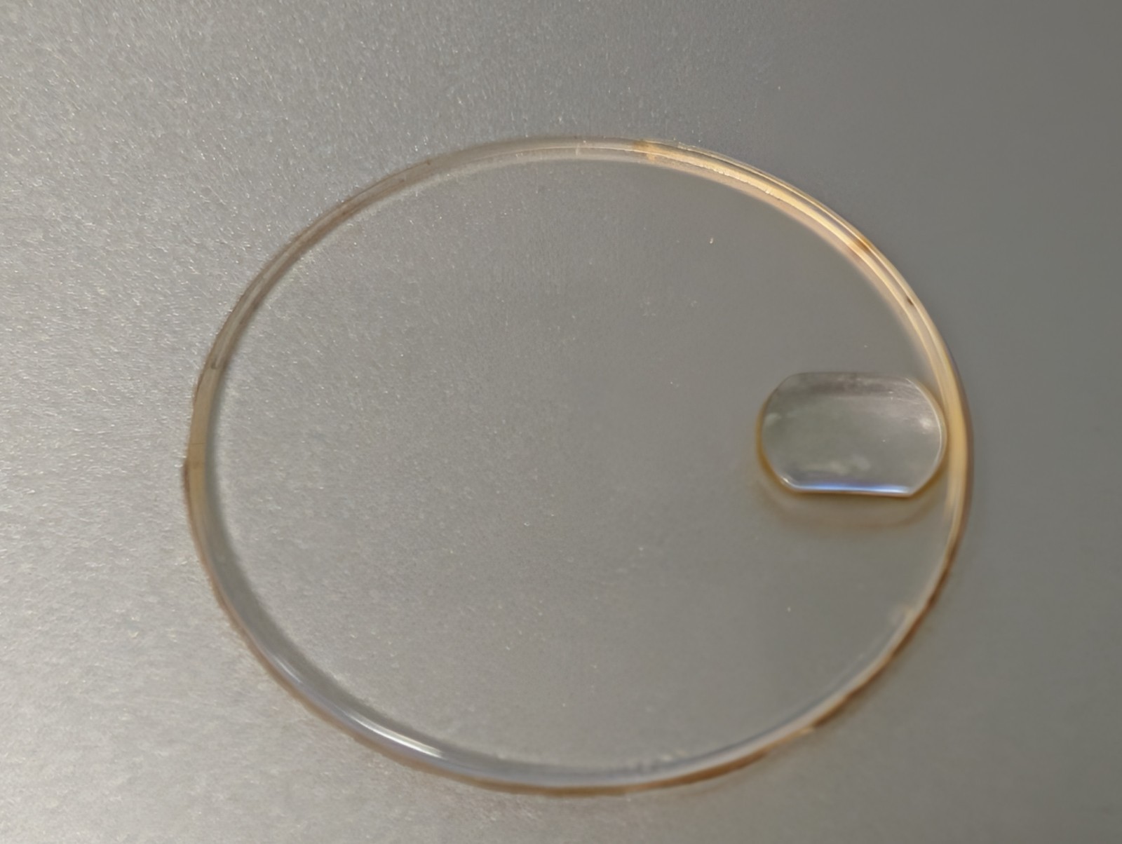 Genuine Rolex 246c Midsize Sapphire Crystal used, 25.3mm diameter loupe cracks