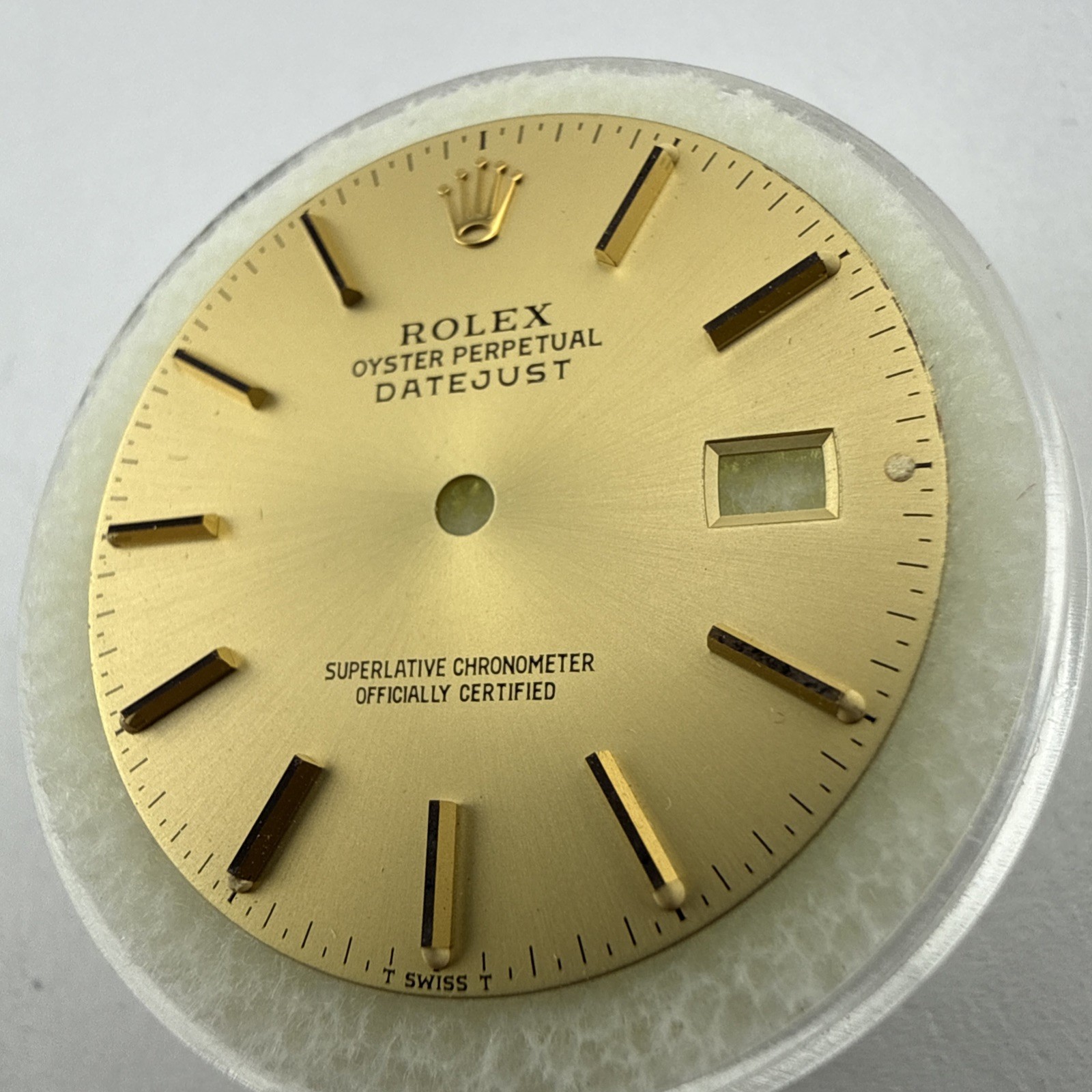 Genuine Rolex Oyster Perpetual Datejust 36mm Dial Champagne Gold 16233 16013