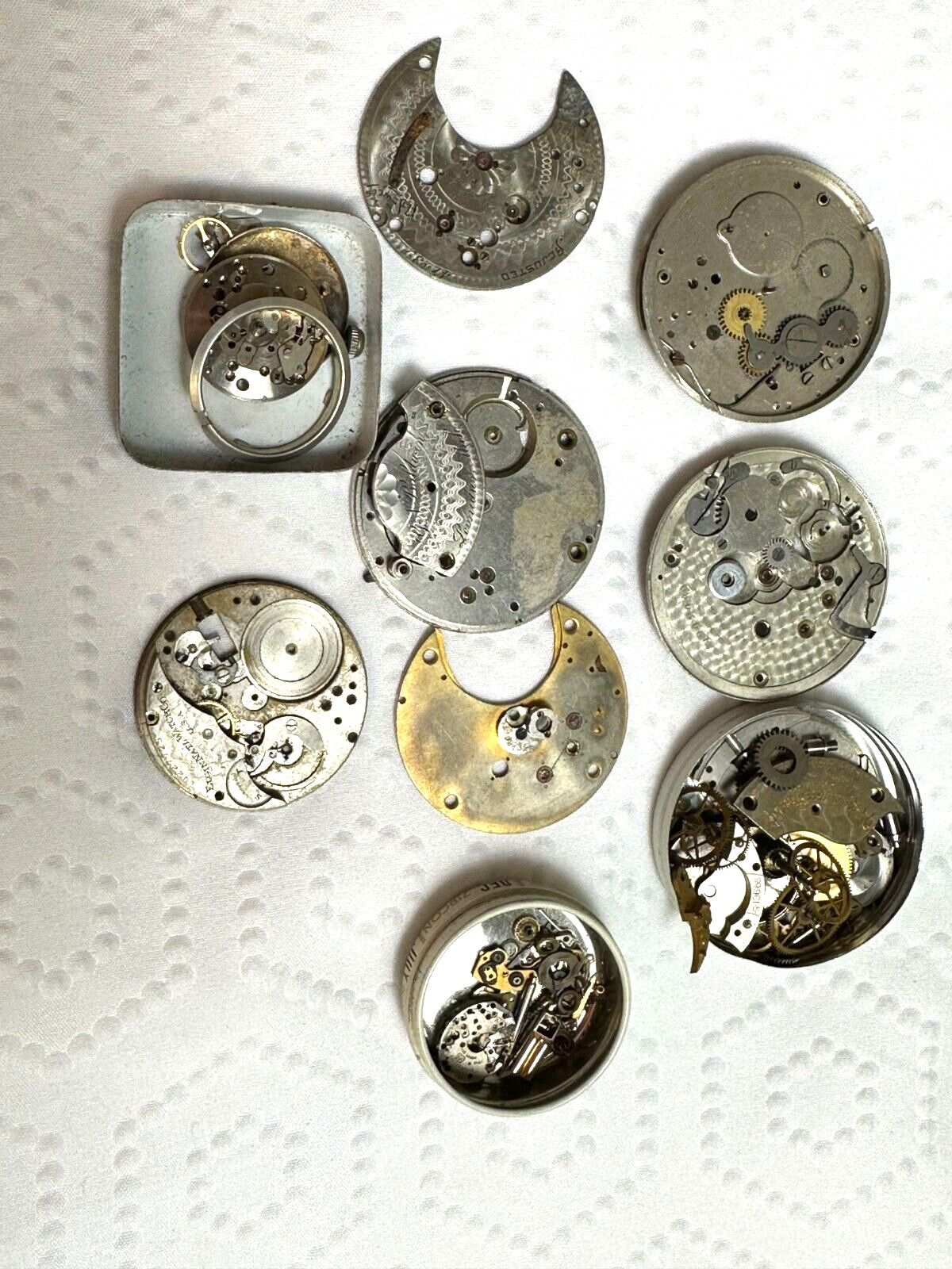 Vintage Watch Parts RANDOM WATCH PART CRAFTER LOT Steampunk Assemblage Art CP102