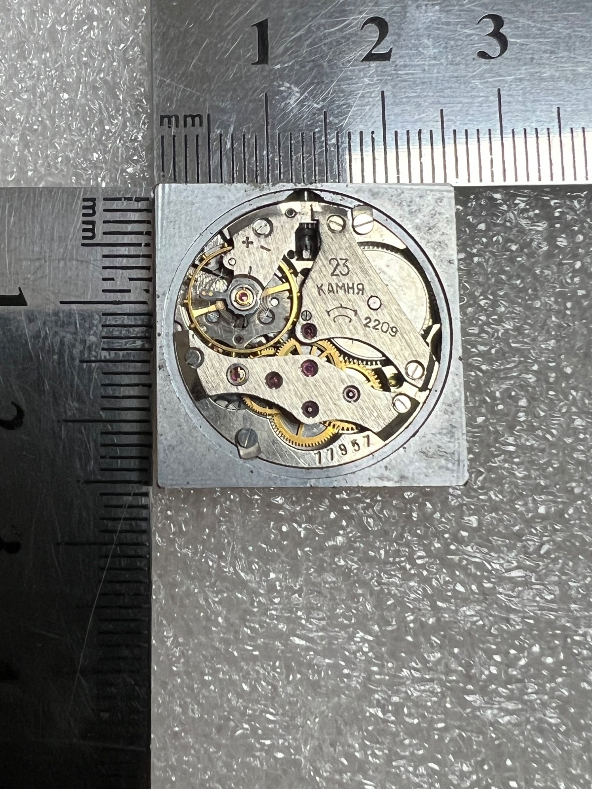 Watch movement USSR Raketa Cal.2209 plus Dial. For parts .