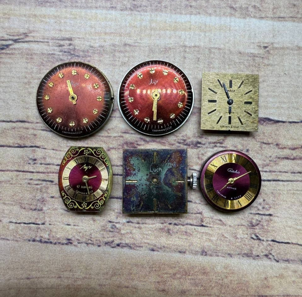 Dial with watch mechanism 31 pcs, beam and seagull USSR non-working.