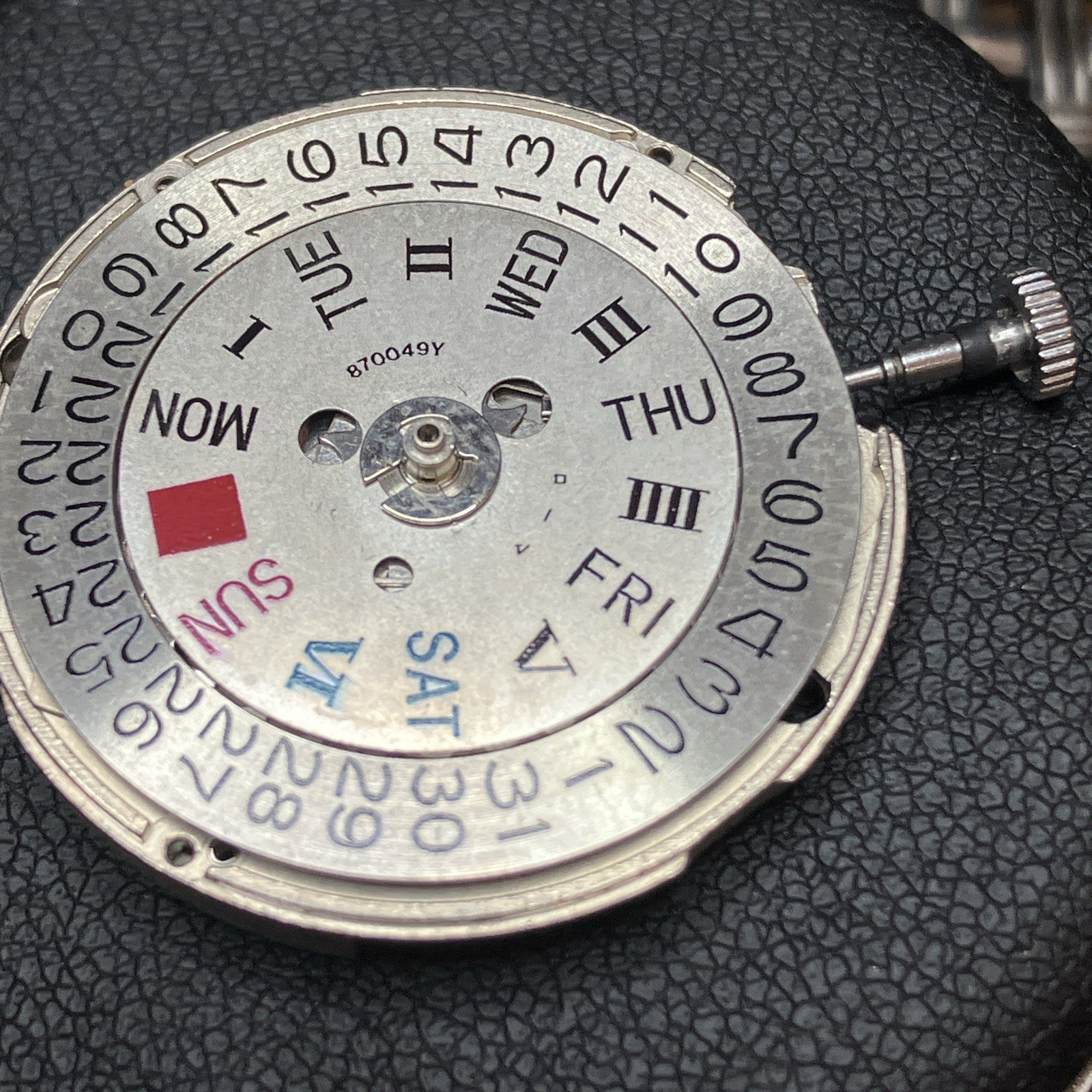 Seiko 7009A Automatic Movement Roman English Day Date Parts Repair Clean Runs