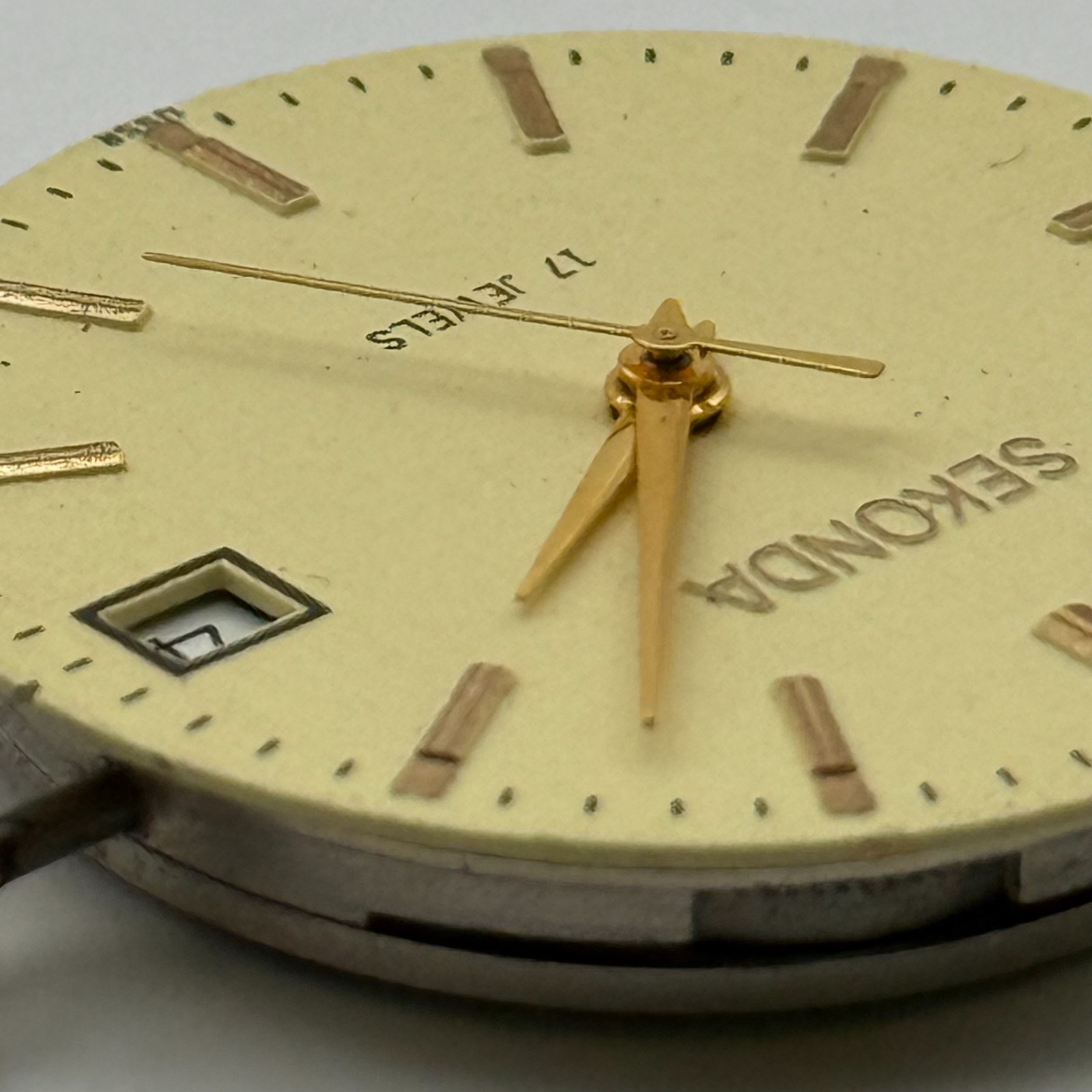 Poljot 2614.2H Watch Movement Sekonda Soviet 17 Jewels Parts Repair 26.4mm