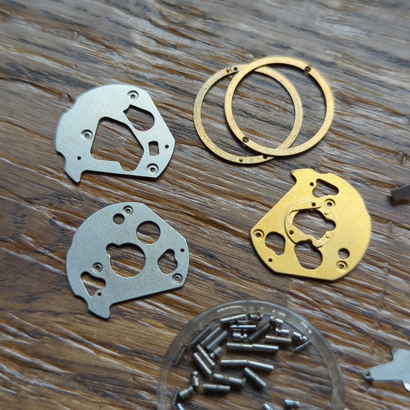 Bulova Accutron 214 & 218 Assorted Watch Parts Used for Watchmakers (S223)