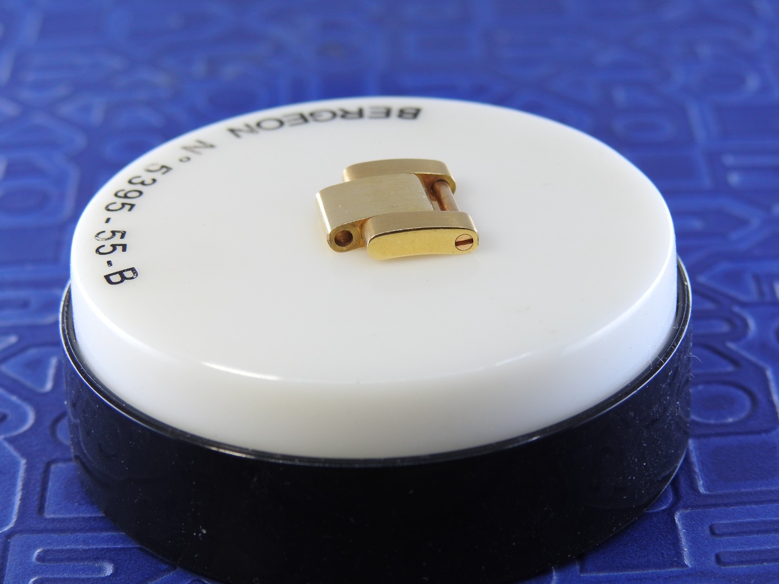 Genuine Rolex Yellow Gold Yacht-Master 14MM Oyster Link 68628 168628 3.3G