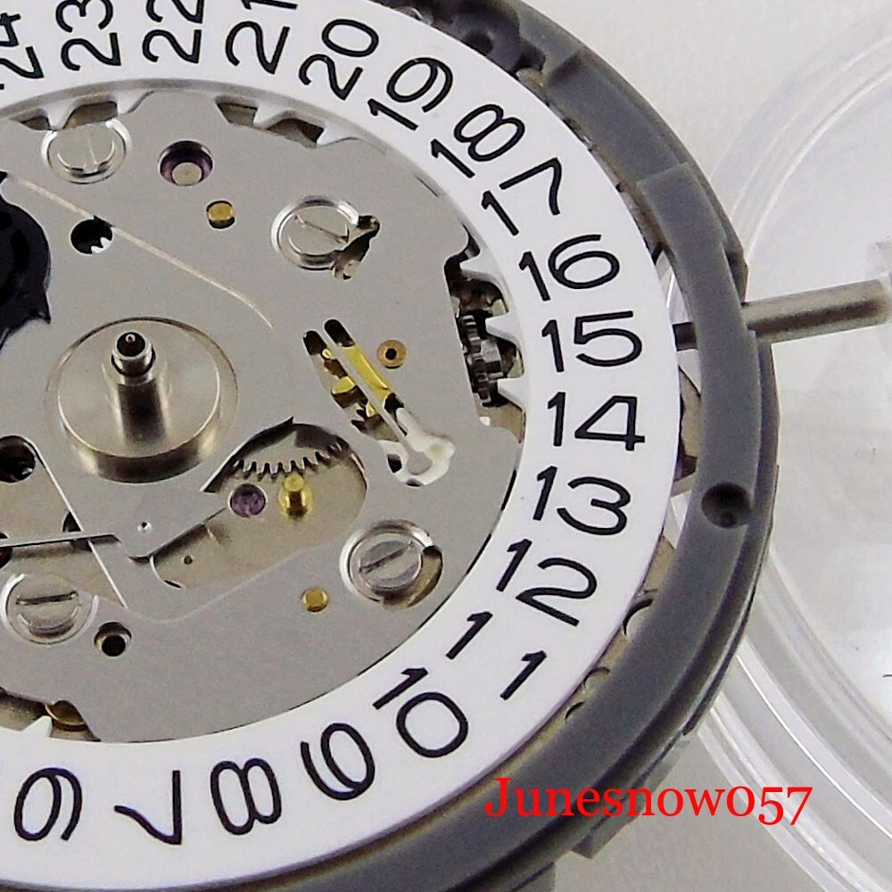 24 Jewels Japan NH35A Automatic Mechanical Men Watch Movement At 4 O’Clock Crown