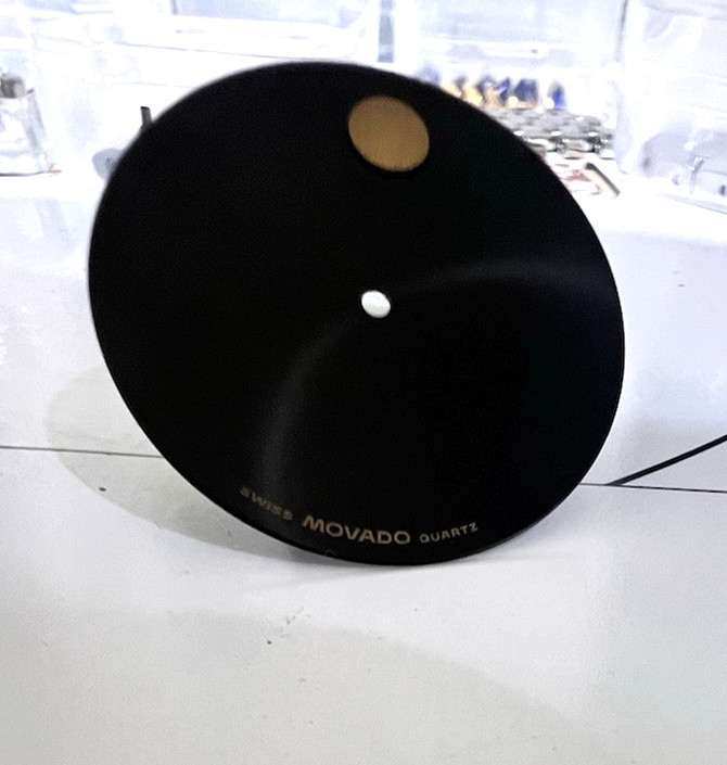 Movado Museum Watch Dial MUSEUM ORIGINAL BLACK 27 MM Swiss Made PREOWNED NICE