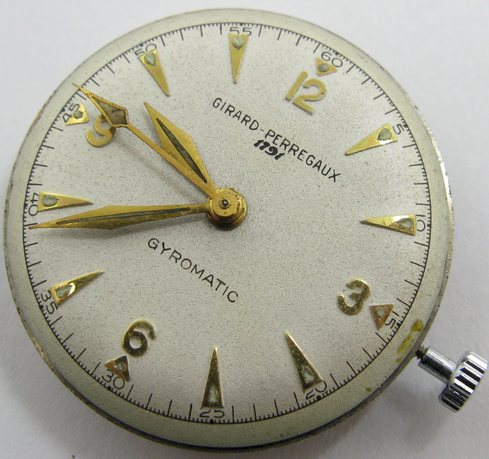Girard Perregaux 47 AE 223 .. 17 jewels Gyromatic watch movement & dial for part