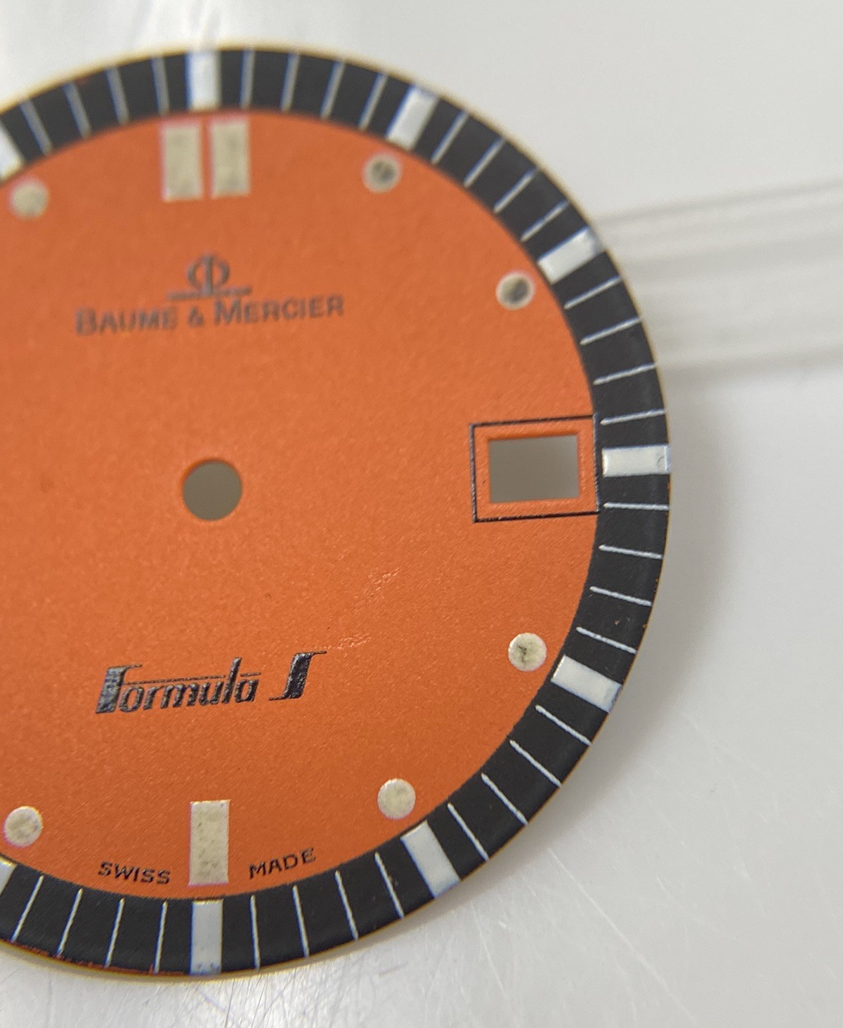 Original Baume & Mercier Formula S MV04O16 Orange/Black Dial