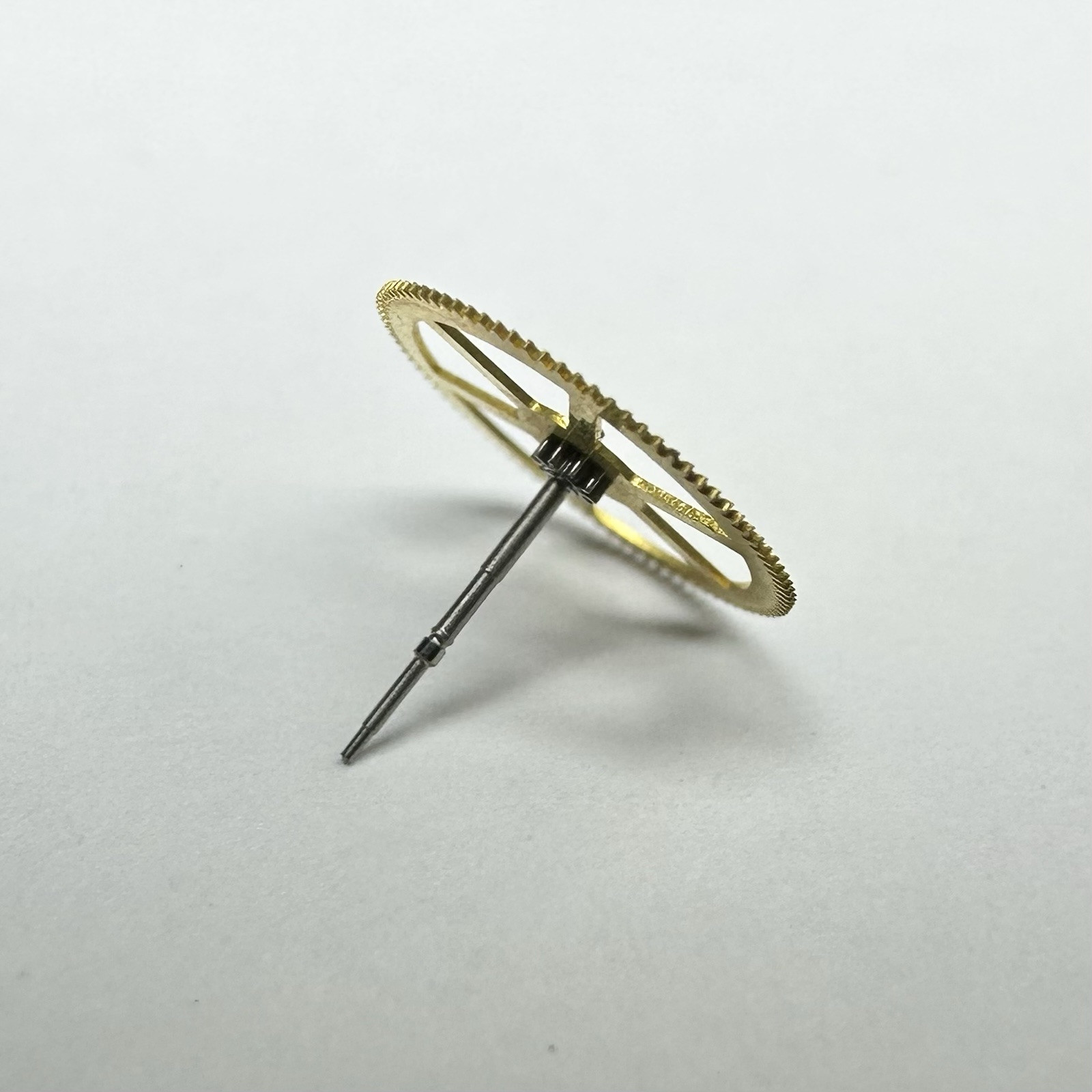241 470 NOS FOURTH WHEEL SWEEP SECOND WHEEL VINTAGE SEIKO 6215 6245 6246 GS