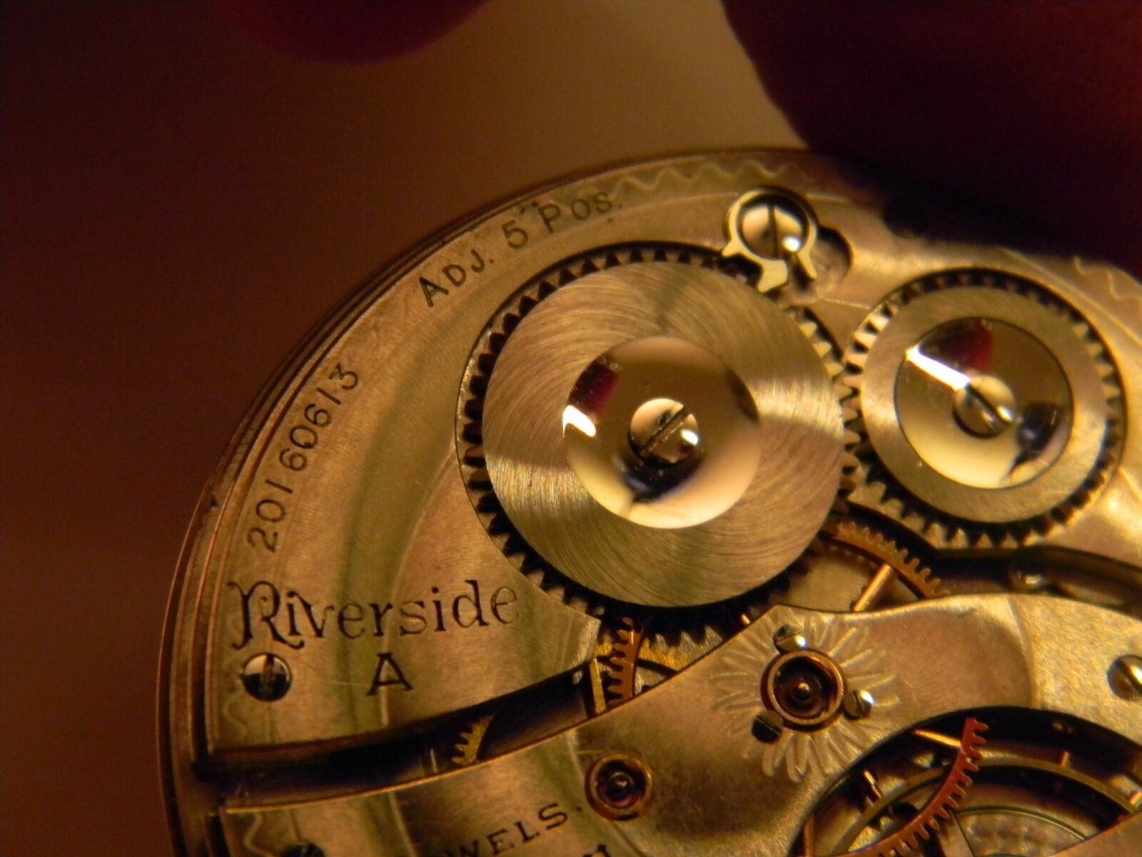 VINTAGE 1915 WALTHAM RIVERSIDE COLONIAL A 19J 14S POCKET WATCH MOVEMENT – REPAIR