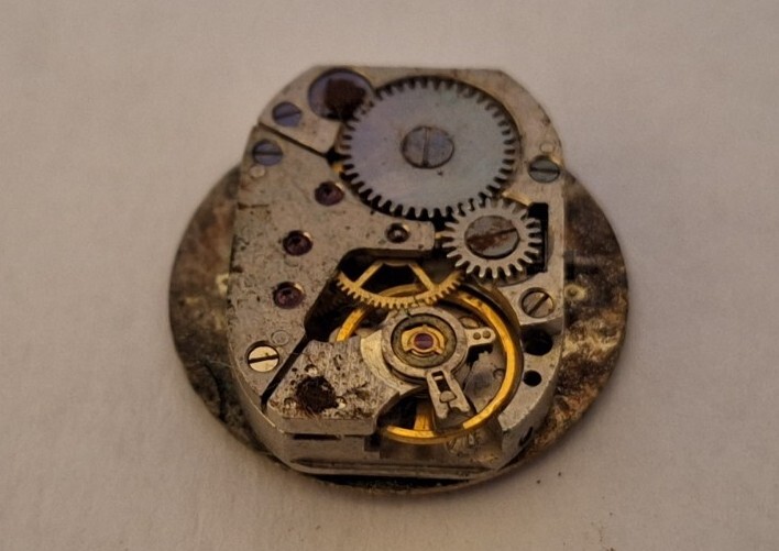 Beautiful Vintage Drimex 17 Jewels Ladies Mechanical watch movement and Face