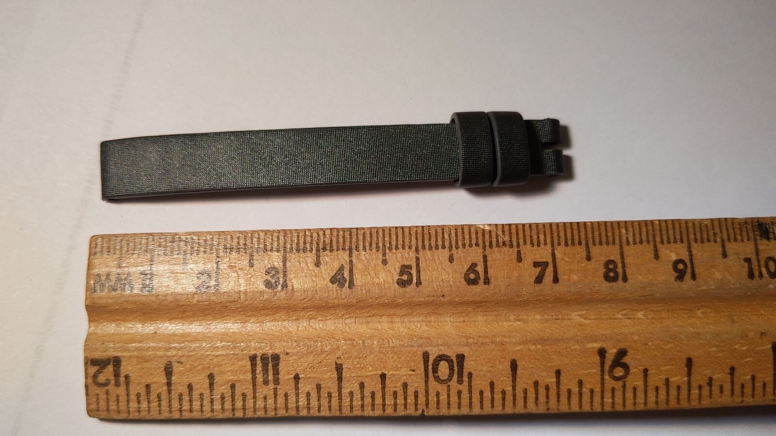 Calvin Klein Grey/Gray/Gris Band/Strap Stylish 9mm at the watch, 9mm.