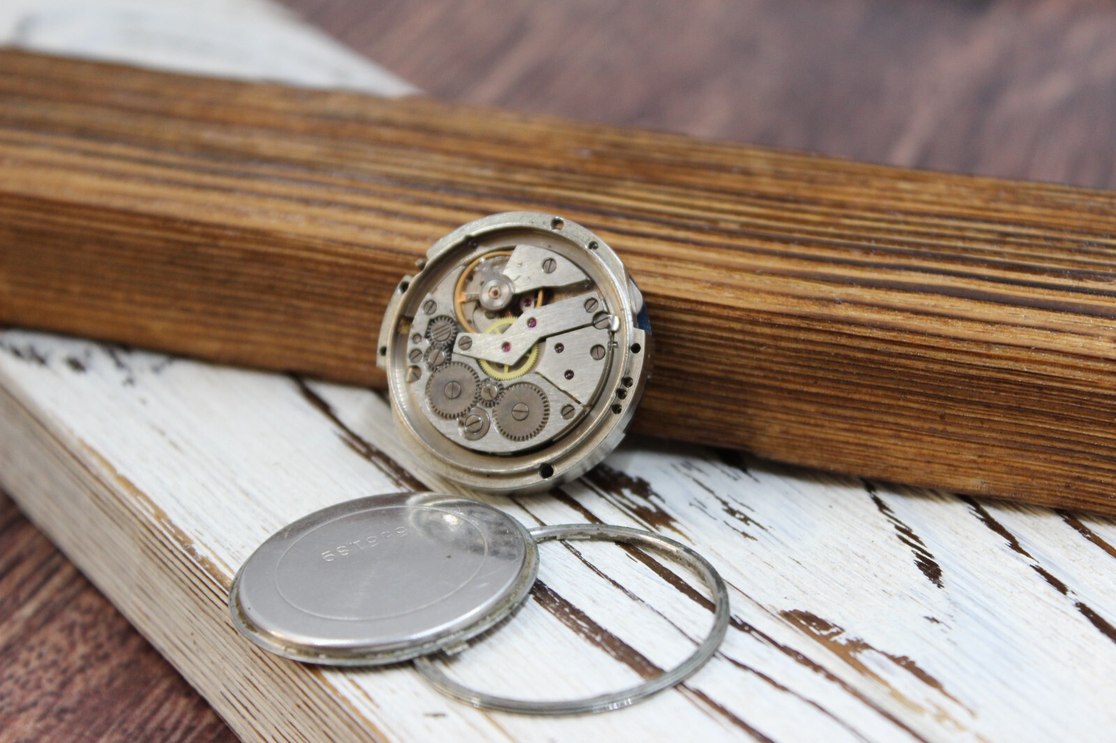 The dial of the men’s watch Slava 2628 26 stone of the USSR does not work