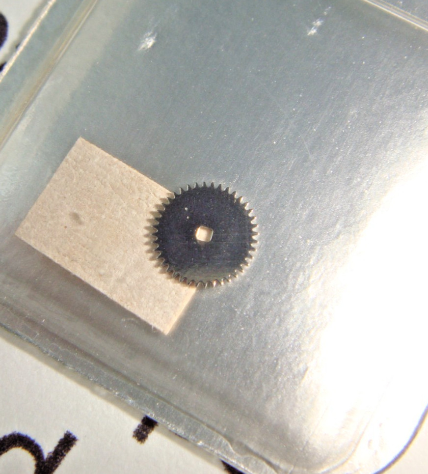 OEM Rolex Calibers 2135 & 2130-305 Ratchet Wheel ==NOS== New Factory Sealed