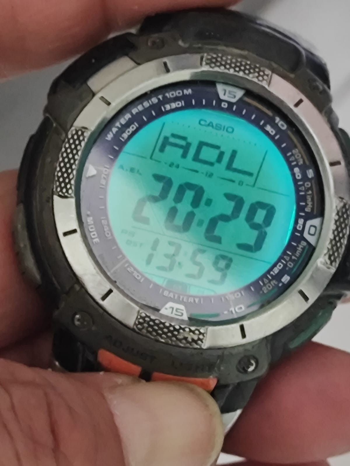 CASIO,PRO TREK,PRG-80 Mod 2894 Watch Vintage WORKING Y