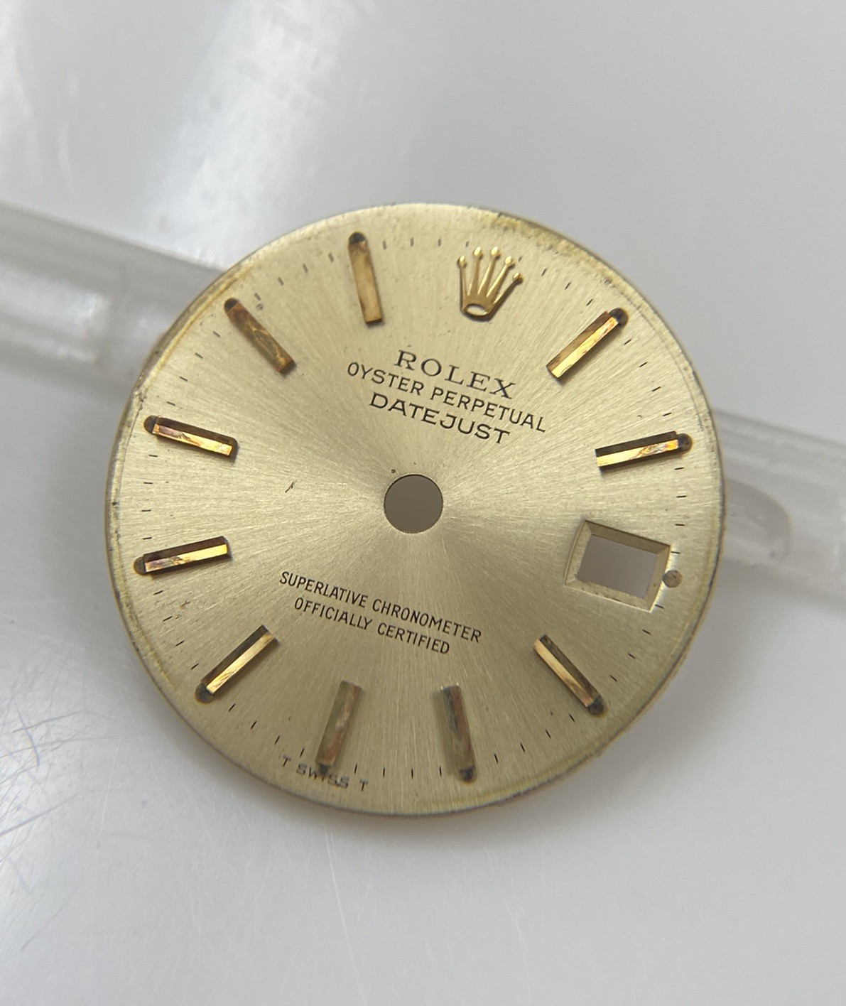 Genuine Rolex 26mm Ladies Date 6917 Cal. 2030/2035 Champagne Gold Dial