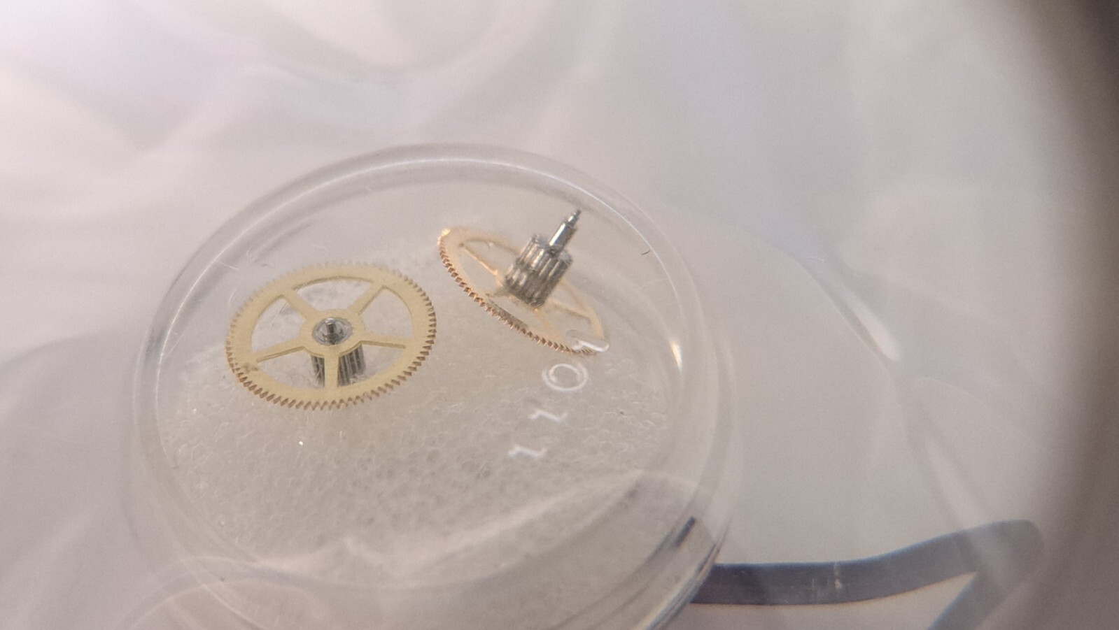 Open Rolex 2135 330 Great Wheel Original 2130 330, for watch repair/parts