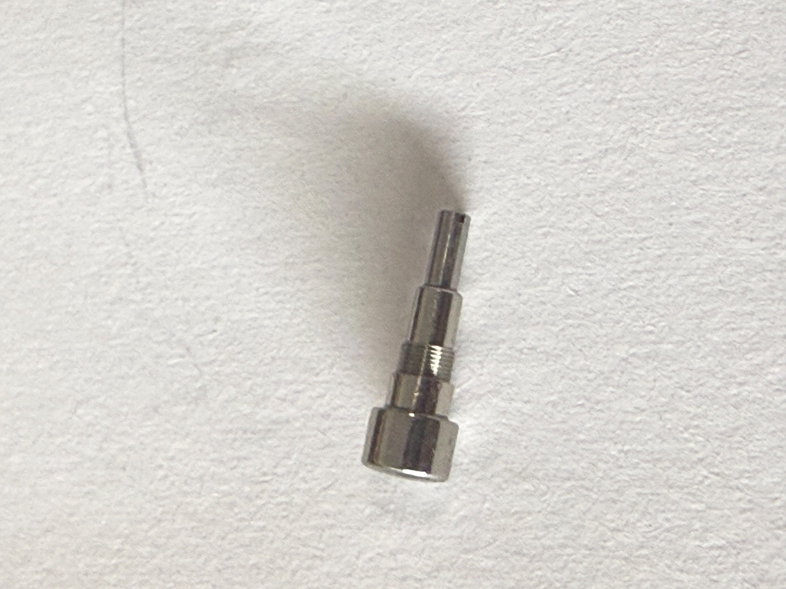 1 X Orginal pusher Breitling Navitimer Chronomatic steel 12mm x 4mm x 2.9mm NOS