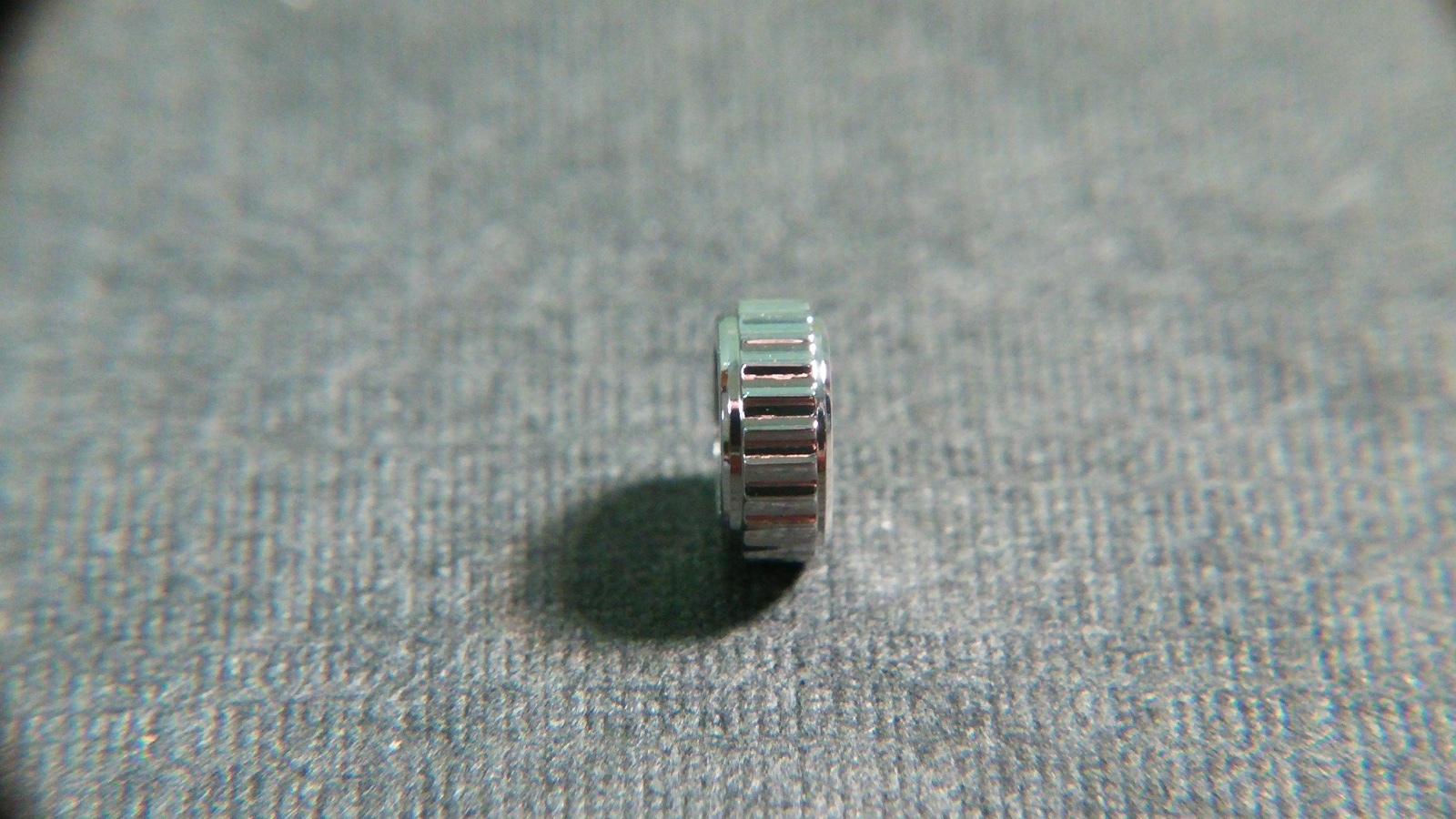 Gucci crown 4.8-4.9mm approx. tap10(0.90) Stainless Steel – new for watch repair