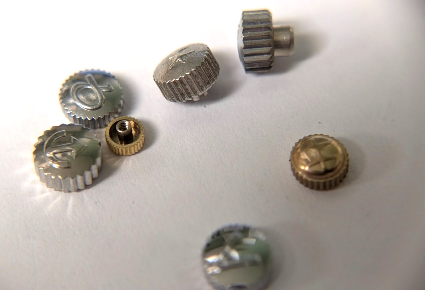 Vintage Lot of 9 Signed Watch Crowns Parts Hamilton Bulova Venus GUCCI Camy fire