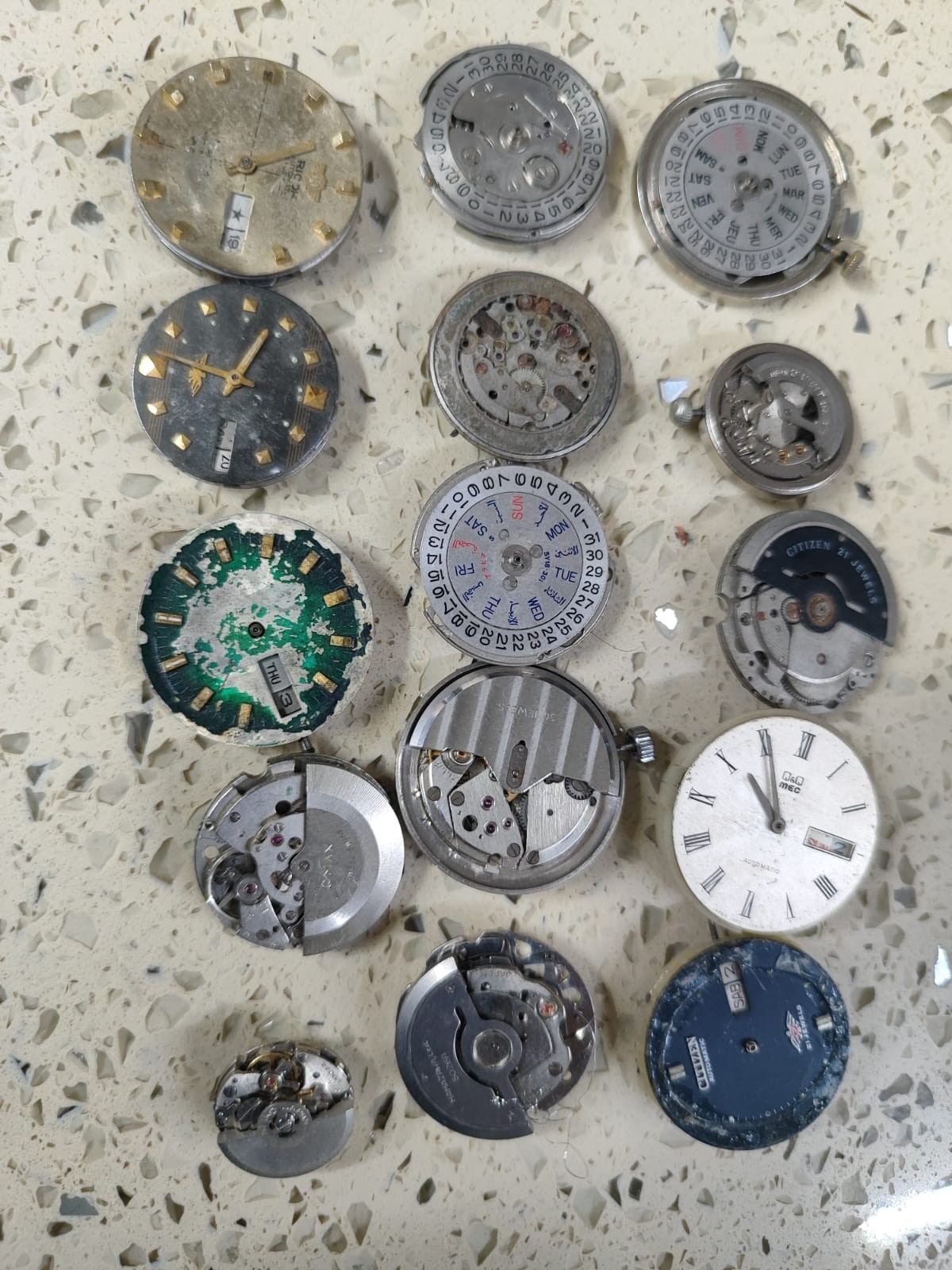 Swiss &Japan Vintage Automatic Wristwatch Movements iot 15 movements For parts