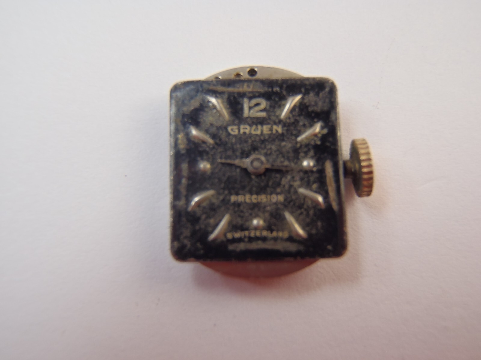 Gruen Precision 275 Watch Movement 17J Hand Winding for Repair or Parts