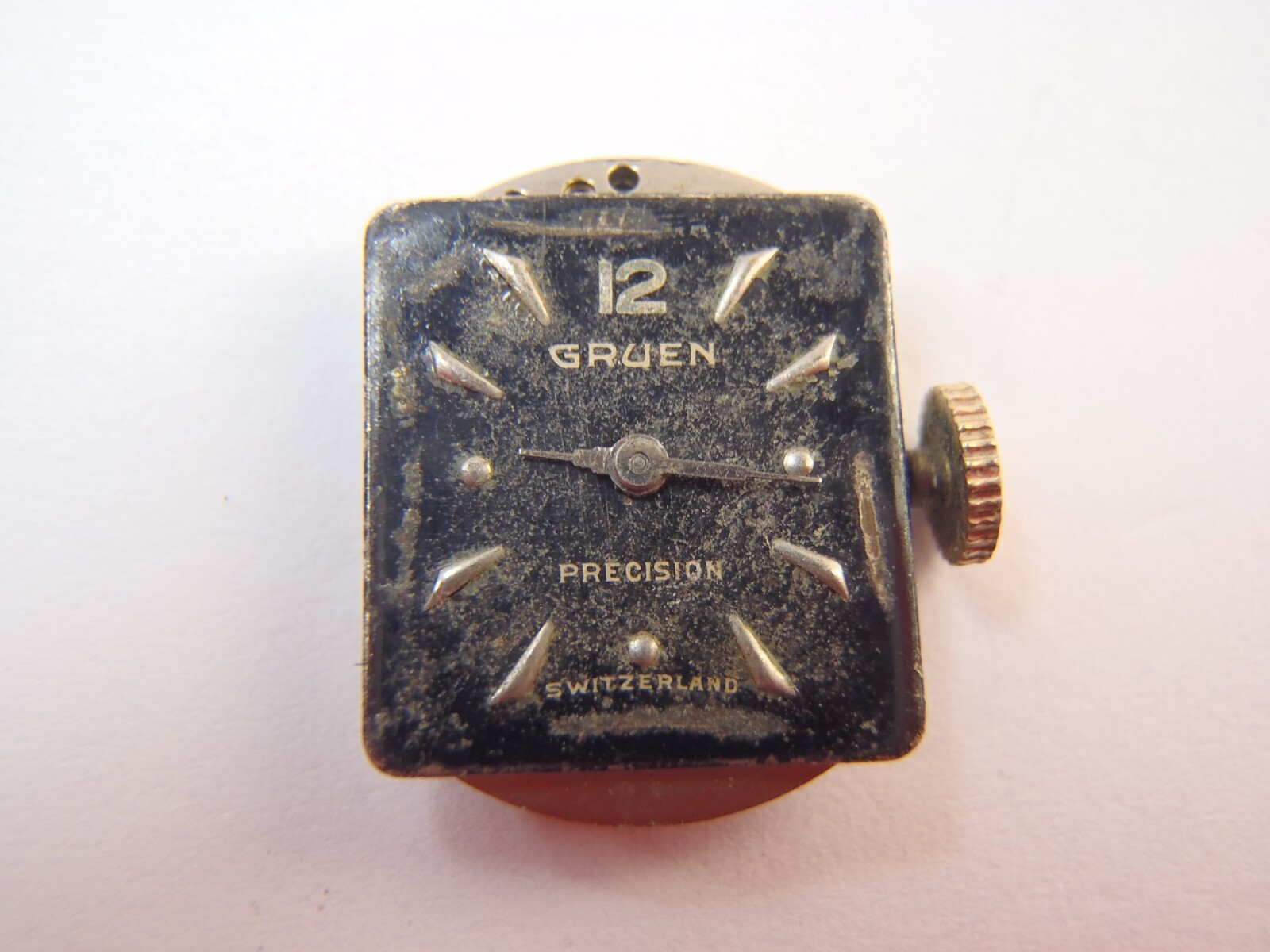Gruen Precision 275 Watch Movement 17J Hand Winding for Repair or Parts