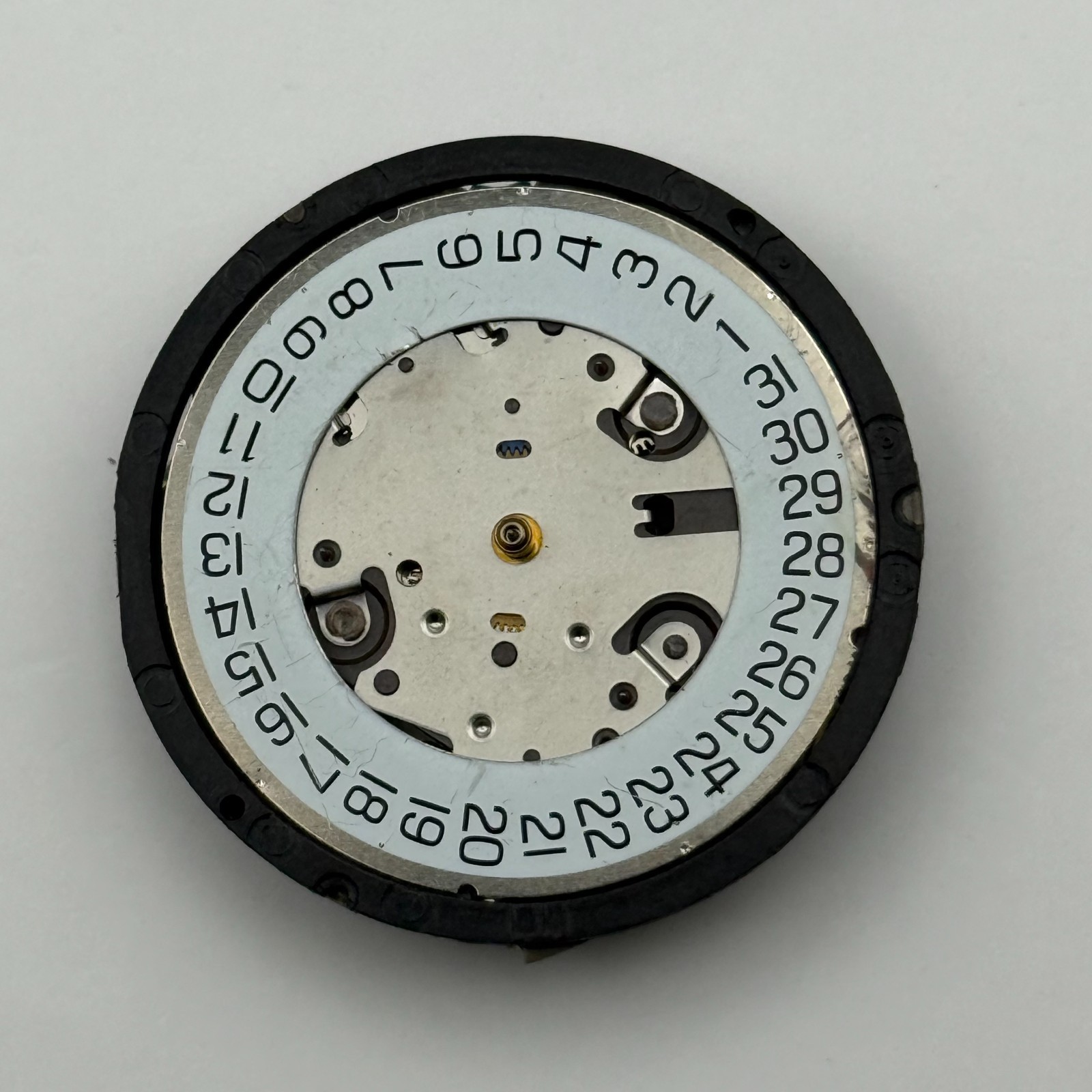 ETA G10.711 Watch Movement Running Quartz 4 Jewels Swiss Parts Repair 29.8mm