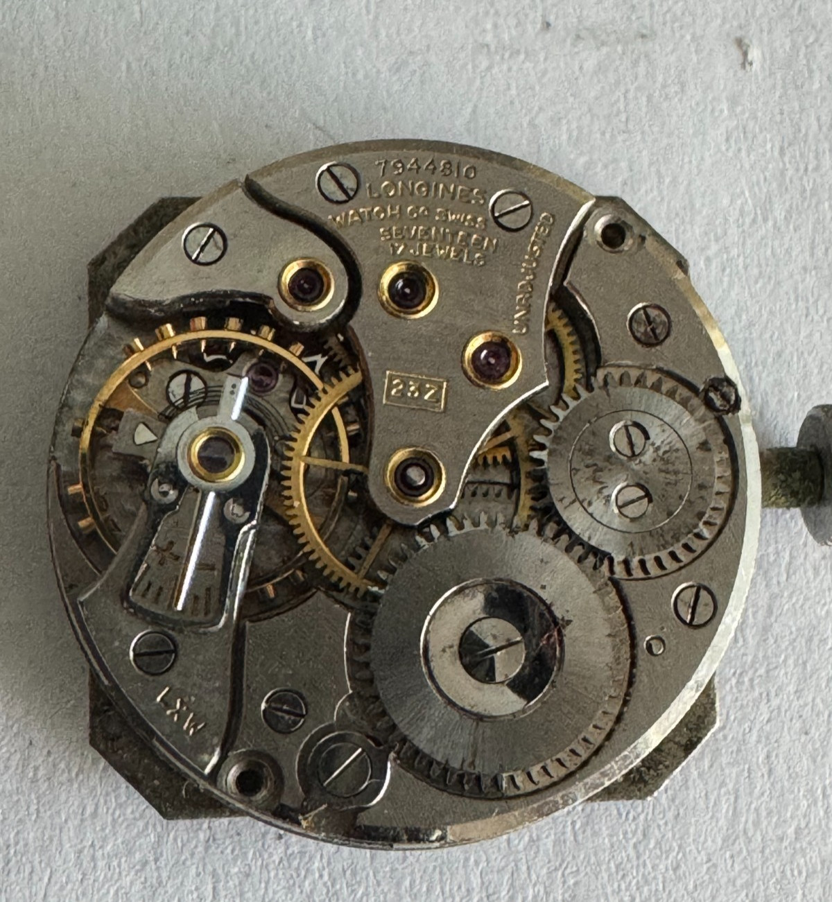 VINTAGE MEN’S LONGINES WRISTWATCH MOVEMENT CAL. 23Z KEEPING TIME 17 JEWEL