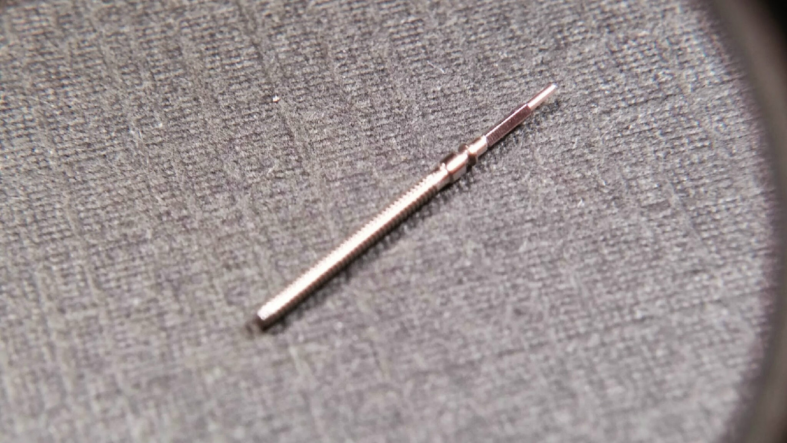 Winding Stem Caliber to Fit 2130 / 2135 401- Swiss Made for watch repair
