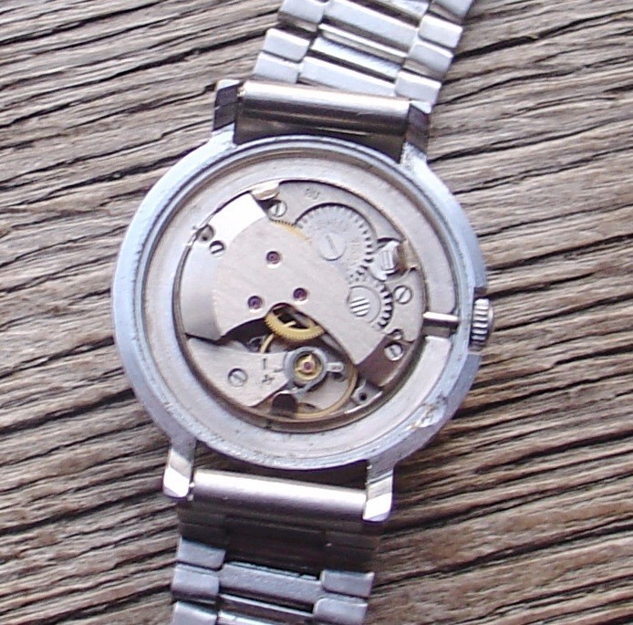 Serviced Ussr Soviet Russian Сhaika (Chajka) Womens Watch Ladie Enamel