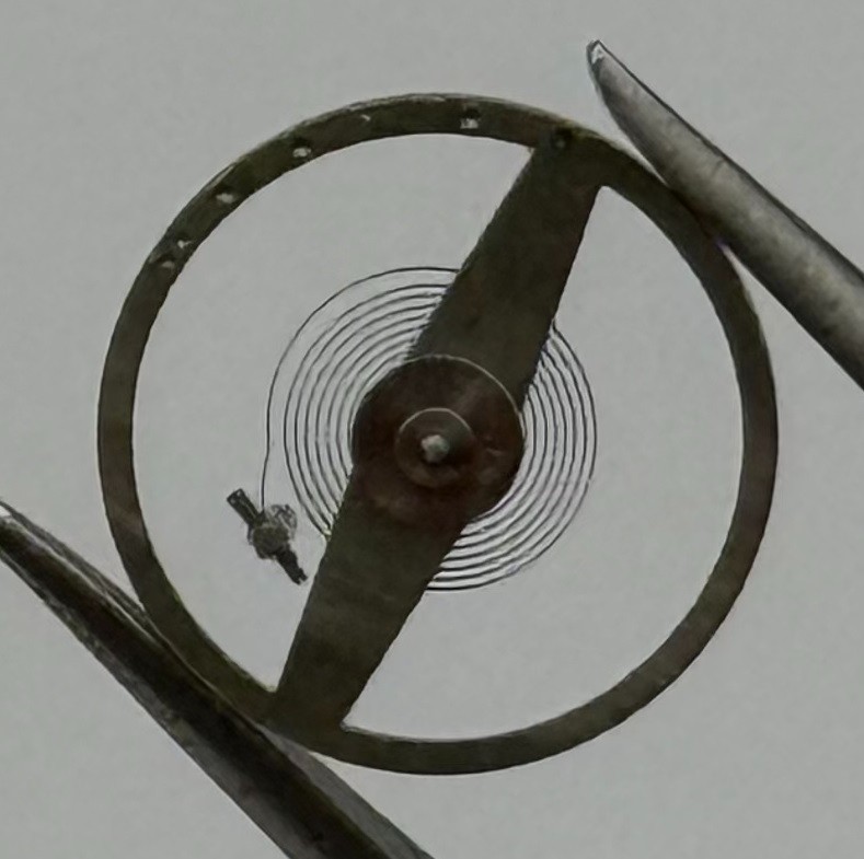 FHF 60 Balance Wheel Complete And Spring Renata 535 M Watch Movement Parts NOS
