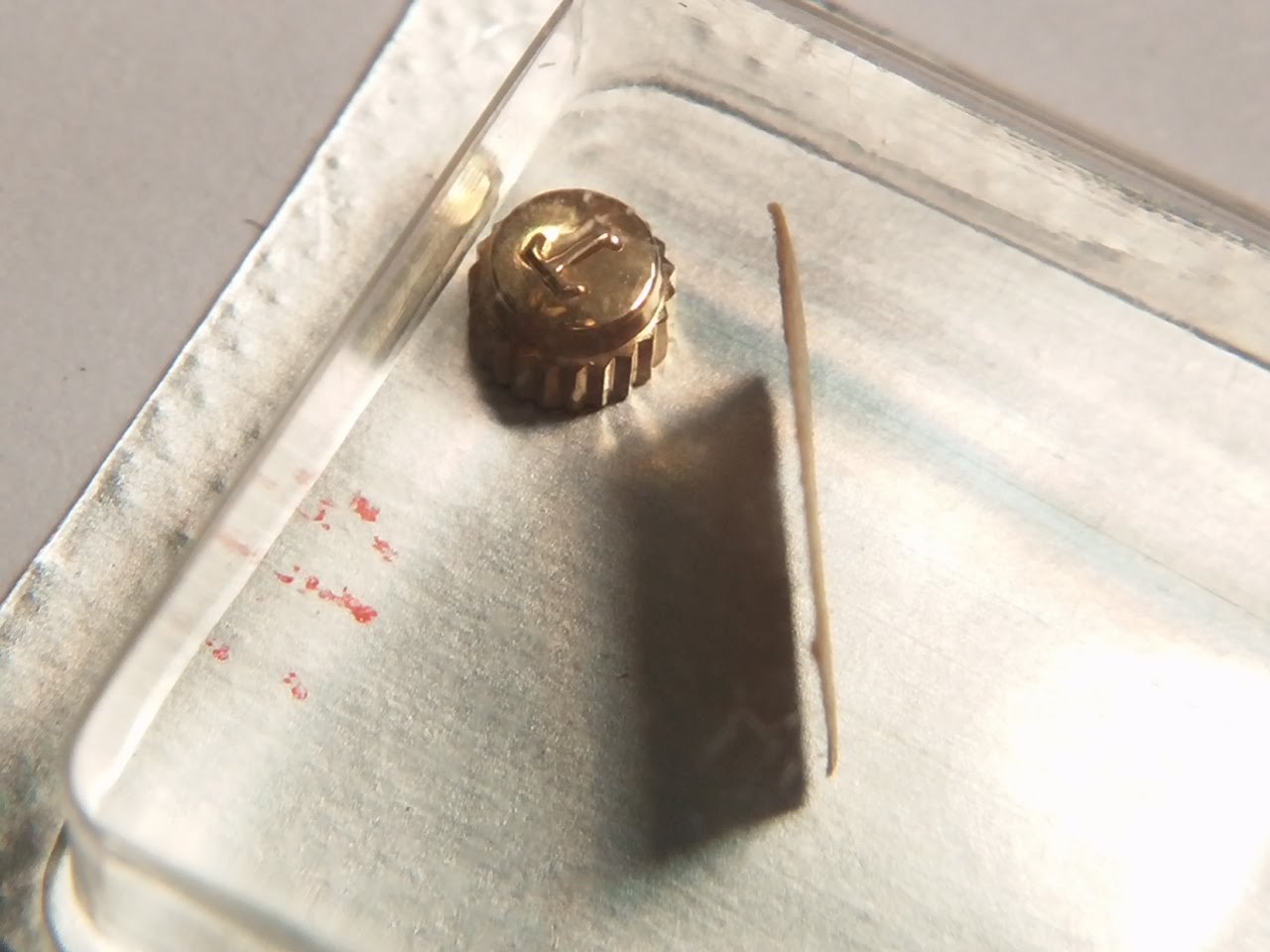Genuine new Tissot yellow Crown 3.5mmx2.3mm dustproof, Sealed