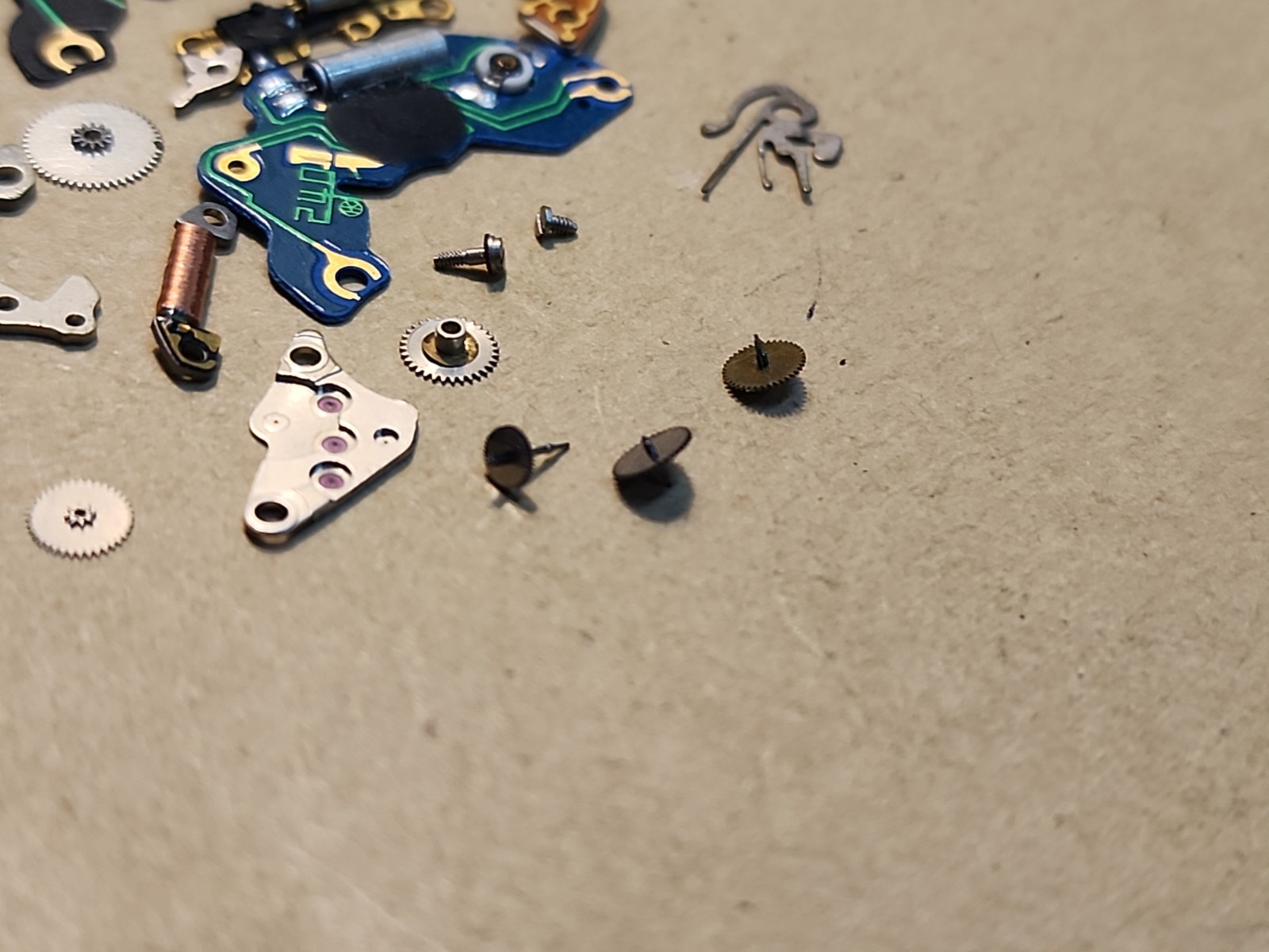 Lot Of Mixed NOS Circuits Coils Quartz Watch Movement Parts Repairs Spares