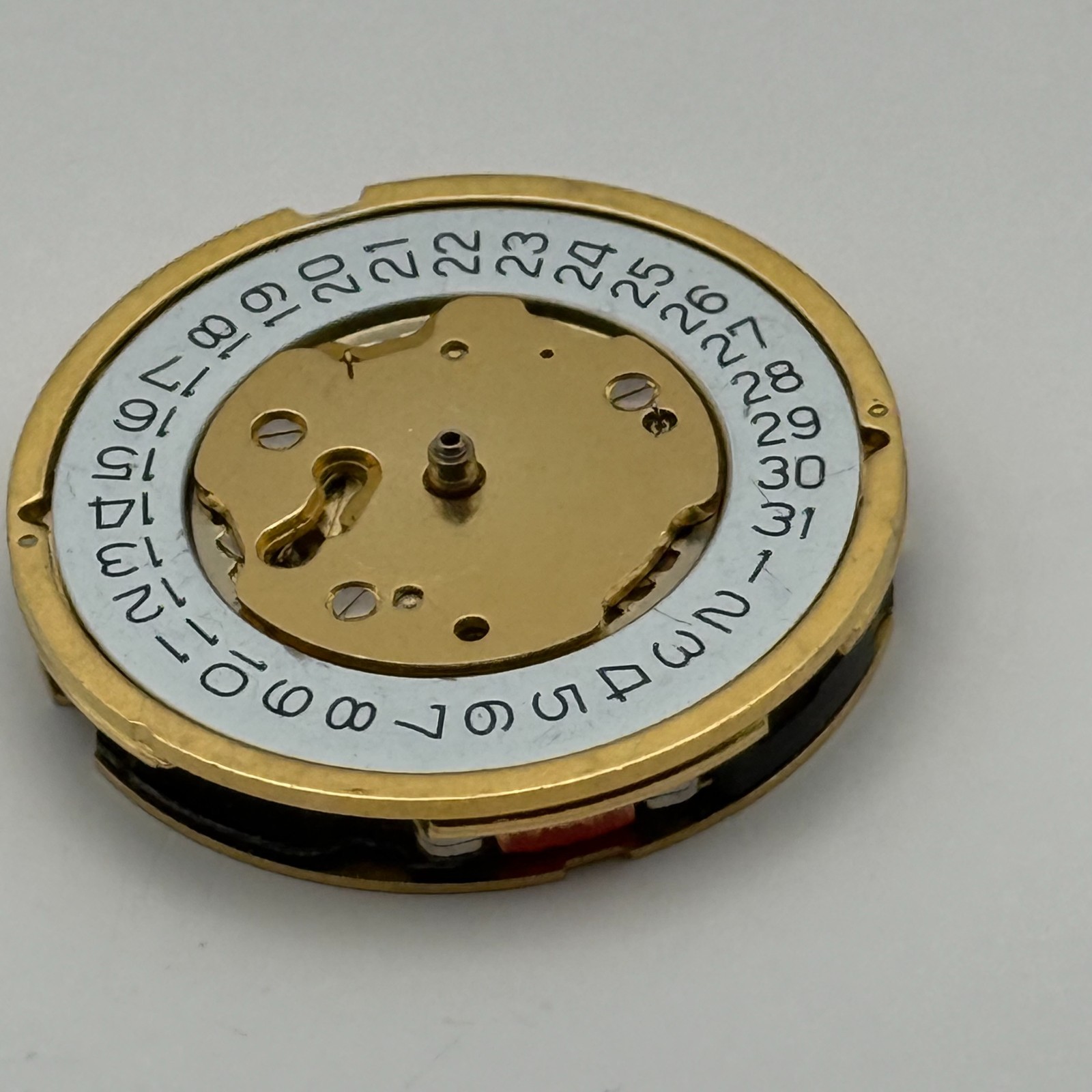 Ronda 5040.D Watch Movement Quartz Date 13 Jewels Swiss R9 Parts Repair 28.5mm