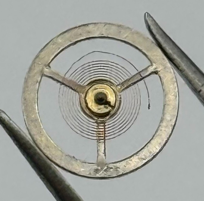OC 1 Balance Wheel Complete And Spring 8¾’’’ Renata 1533 Watch Movement Parts