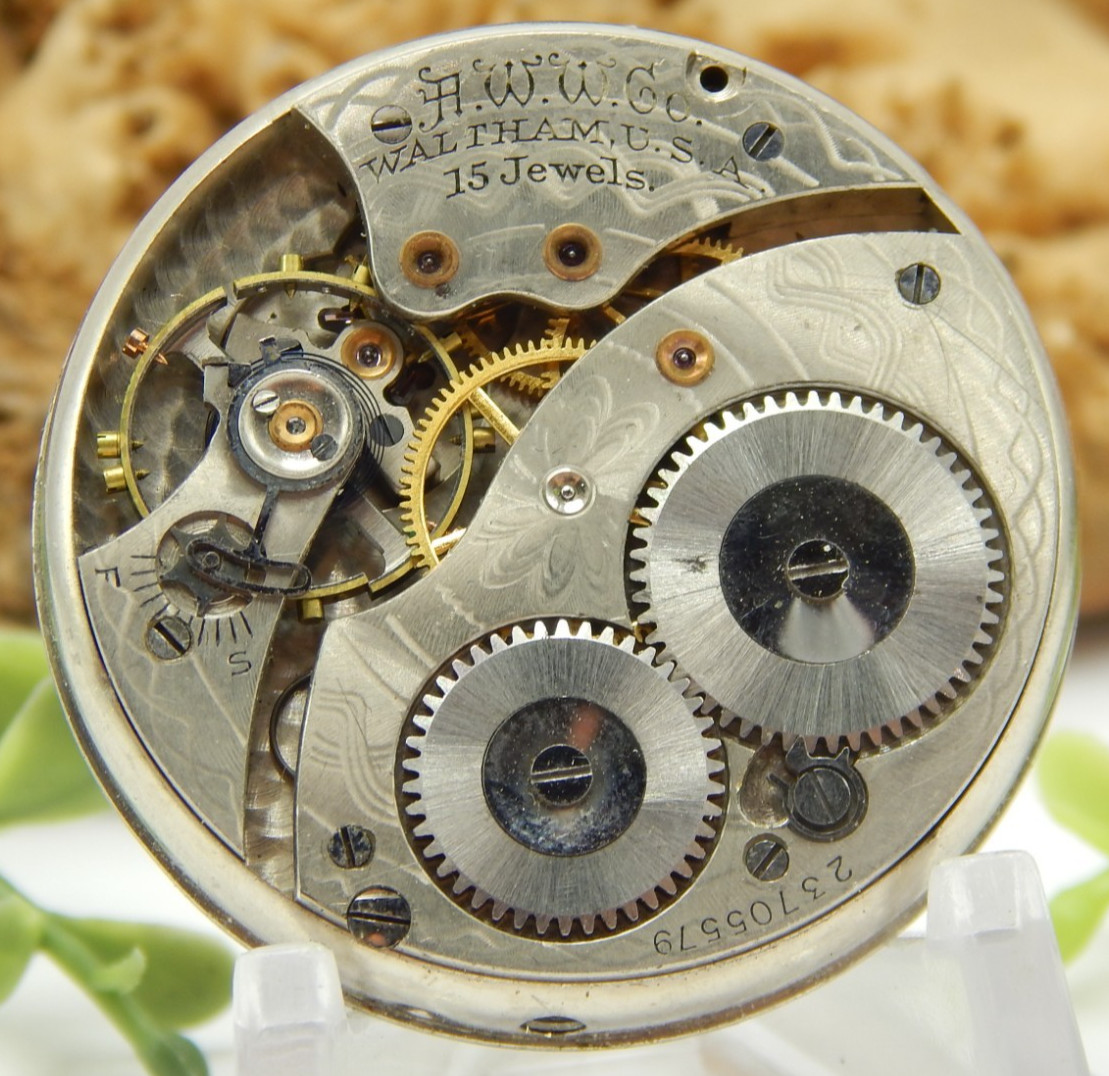 Antique Pocket watch movement Waltham Grade 220 Model 1894 12 size 15 jewel