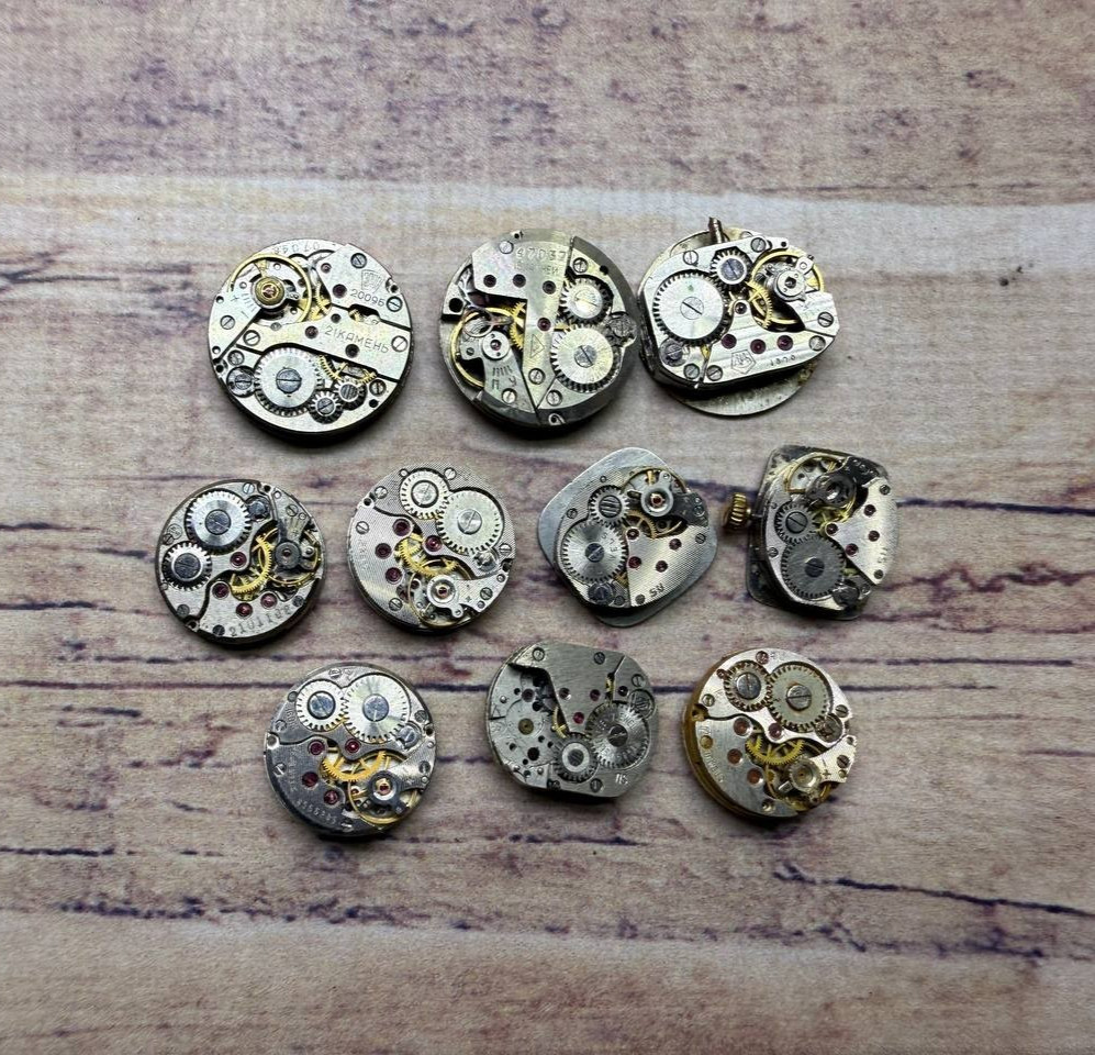 Dial with watch mechanism 31 pcs, beam and seagull USSR non-working.