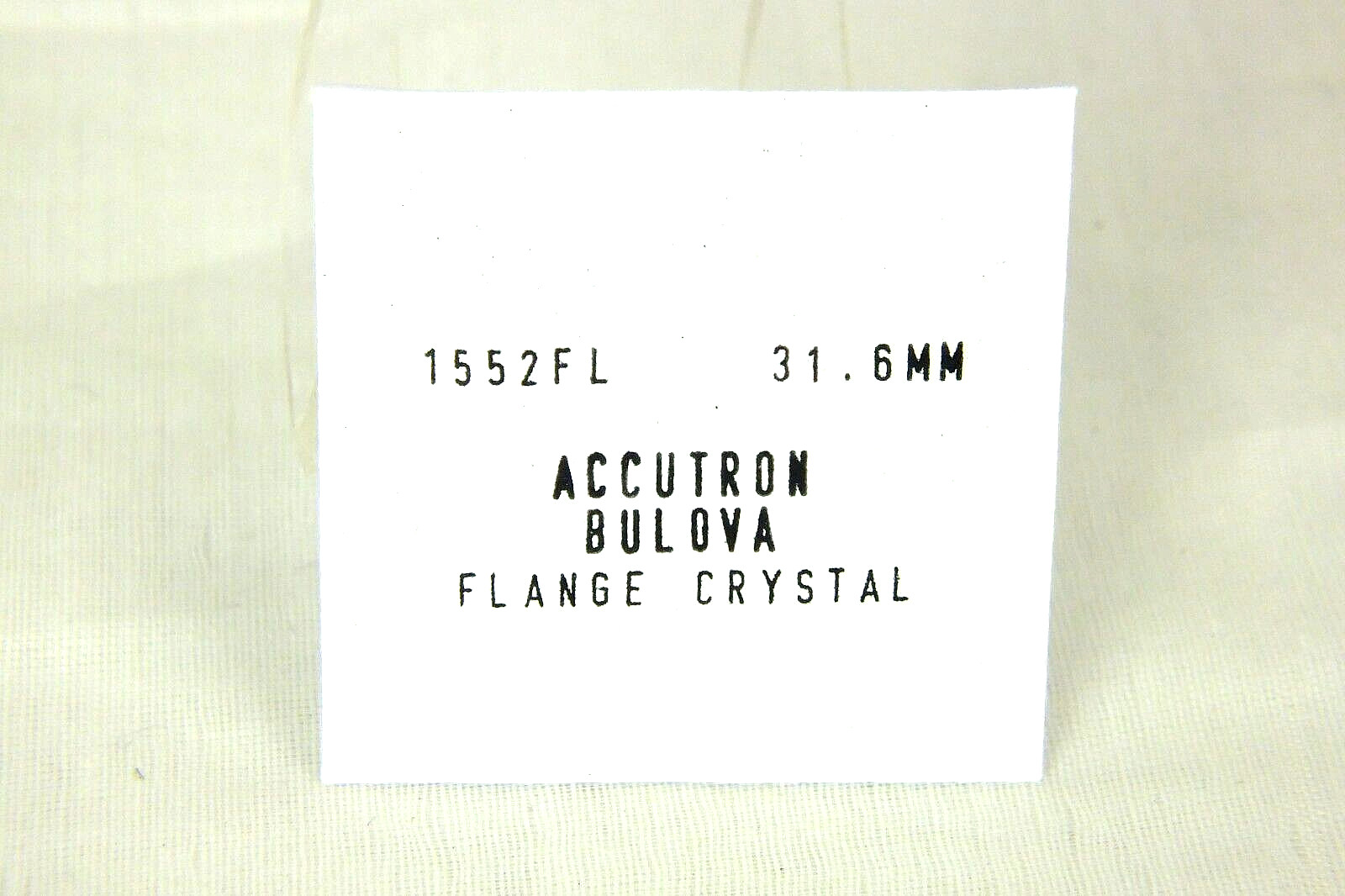 NOS Bulova ACCUTRON FLANGE Crystal #1552FL – 31.6mm