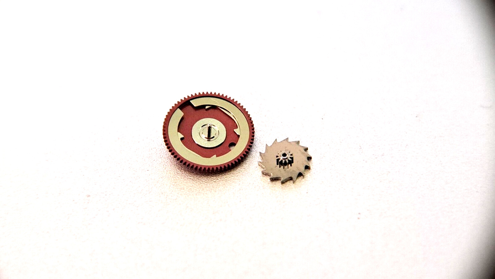 Genuine Rolex 2235 540 Reversing Wheel pre-owned great condition