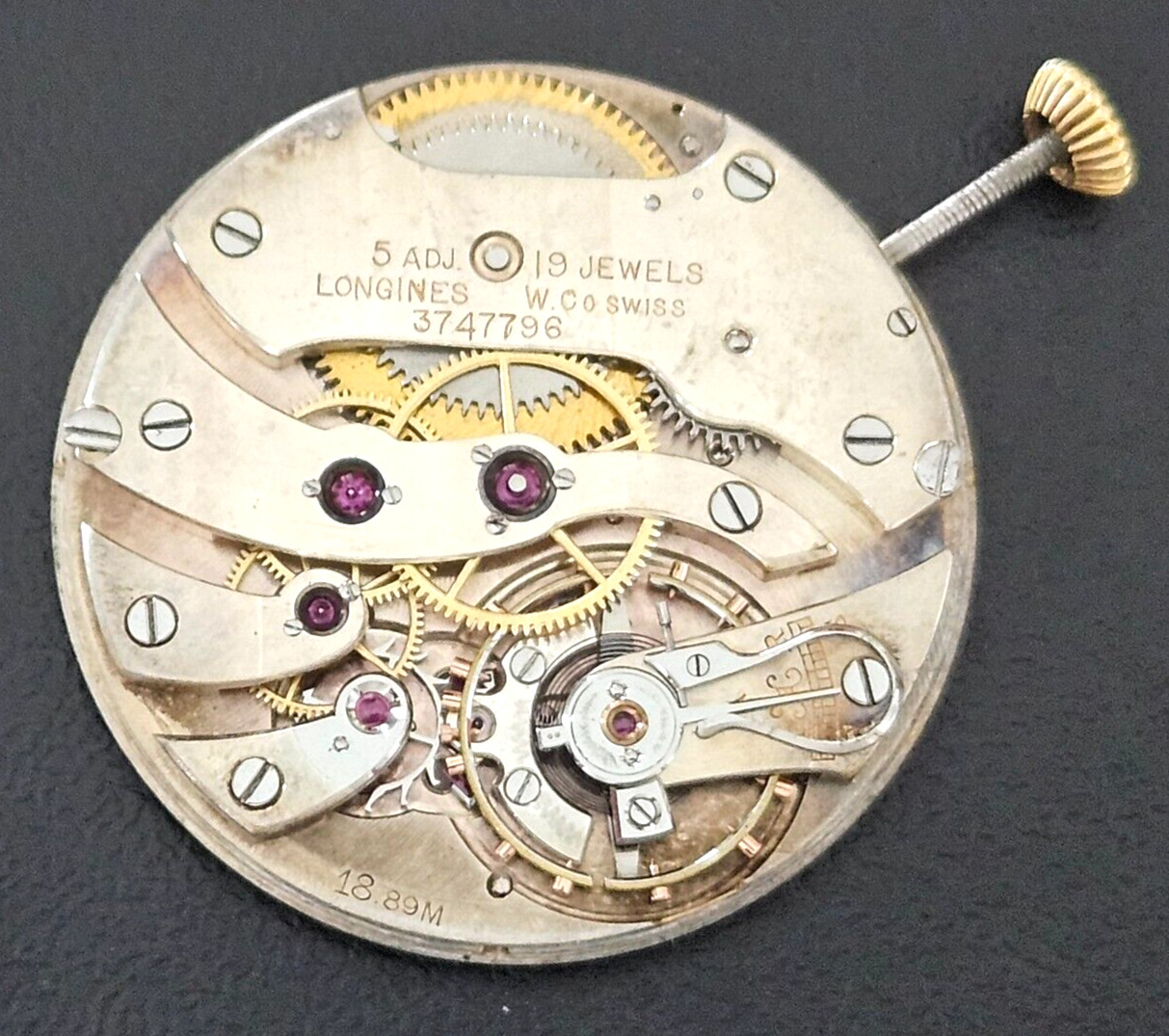 LONGINES 18.89M 5ADJ 19J WATCH MOVEMENT (BALANCE RUNS WITH ROTATION) LOT.325