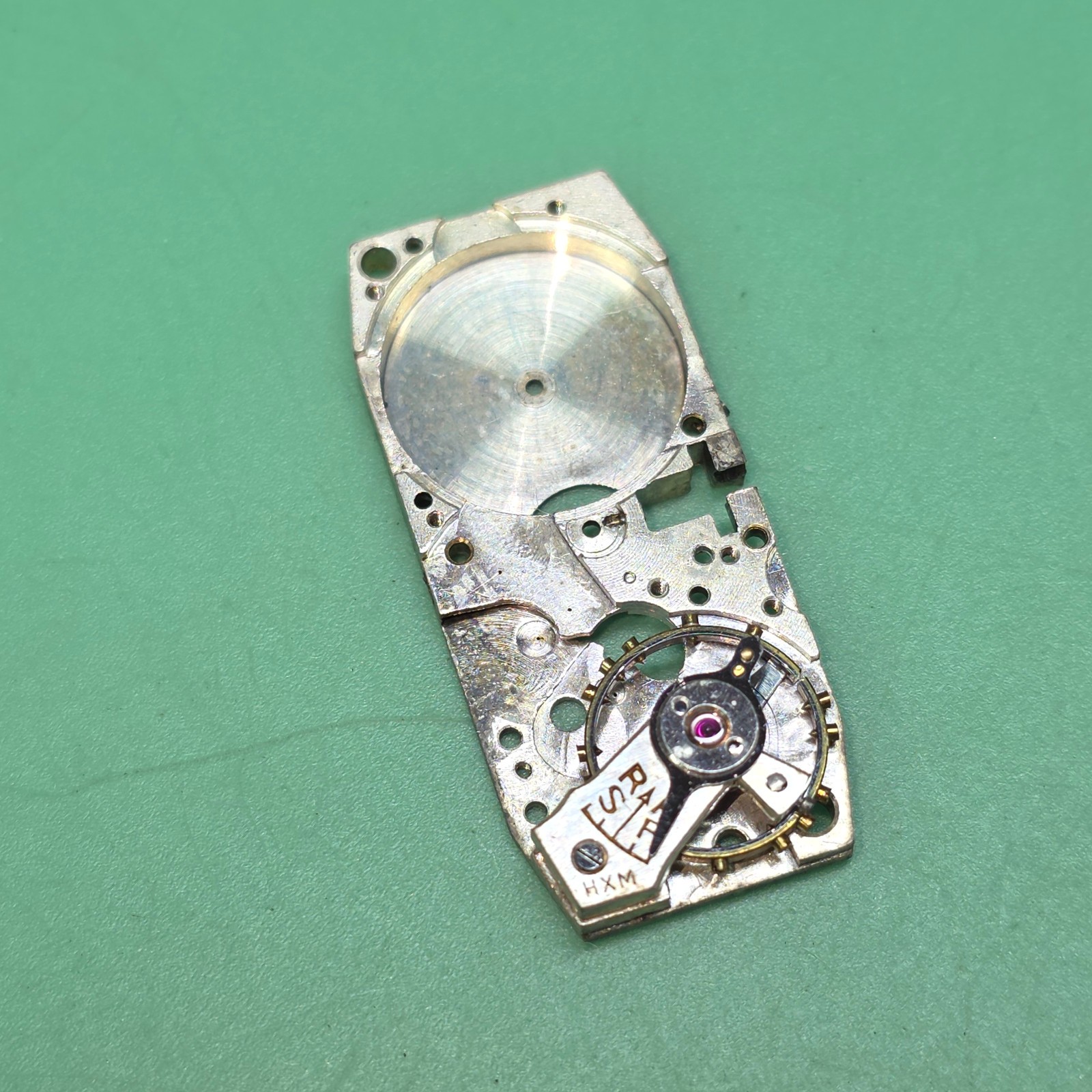 Complete Balance w/Base Plate Font Cal. 52 Watch Part / W70