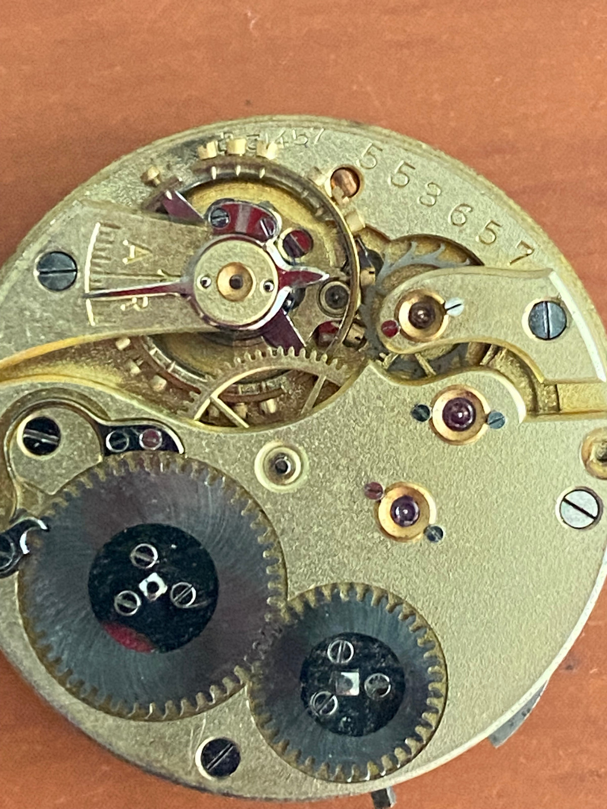 VINTAGE 26.8MM I.W.C. POCKET WATCH MOVEMENT, REF# 31456, BROKEN BALANCE STAFF