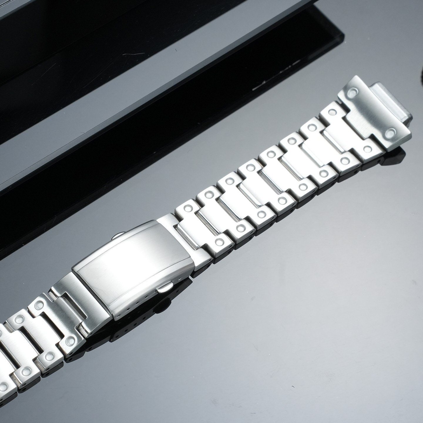 For Casio DW5600 GW-B5600 GW-M5610 GM5600 Metal Watch Case GW-B5600 Steel Strap