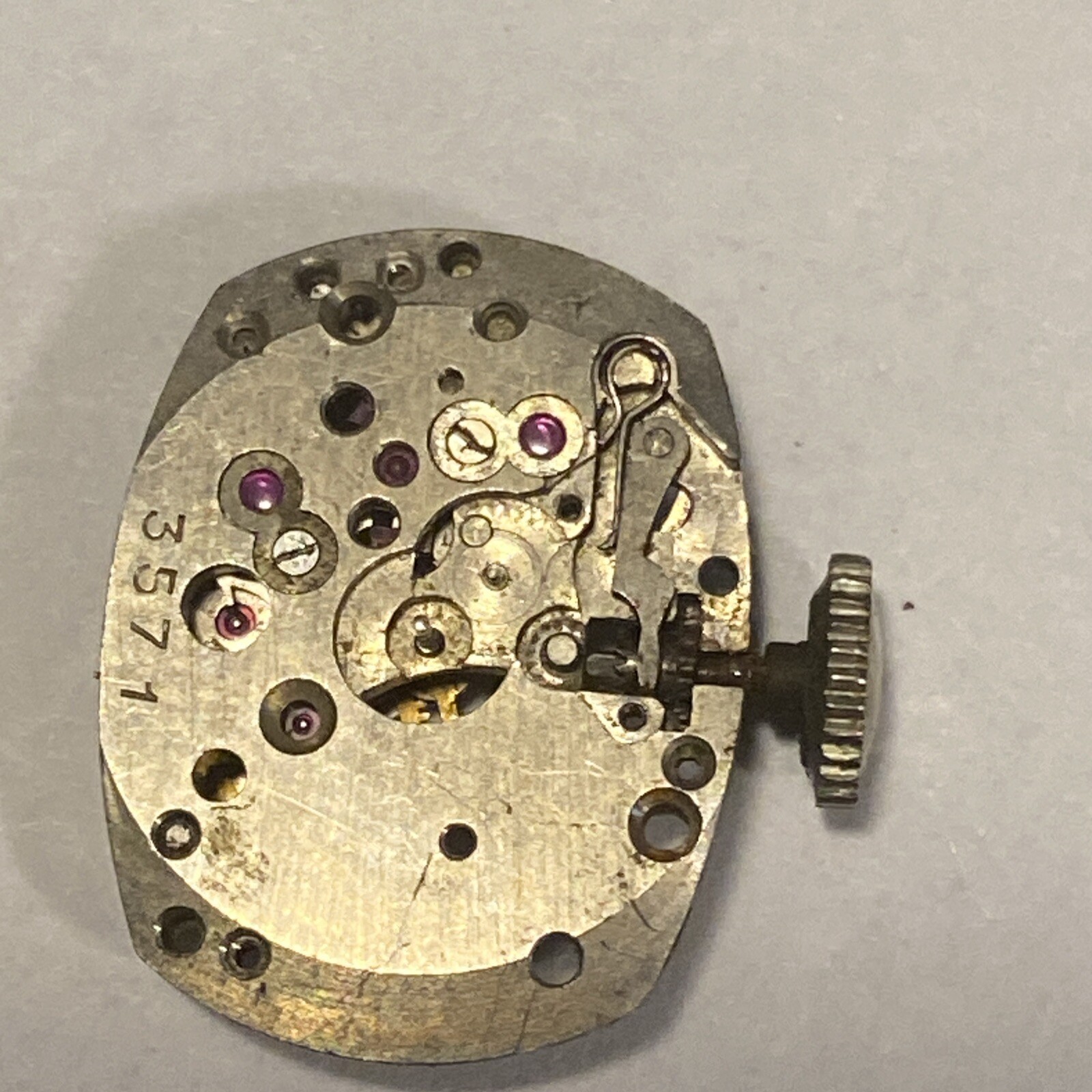 Gruen Watch Co. Movement 17 Jewel Parts/Repair Gruen 275 Good Staff