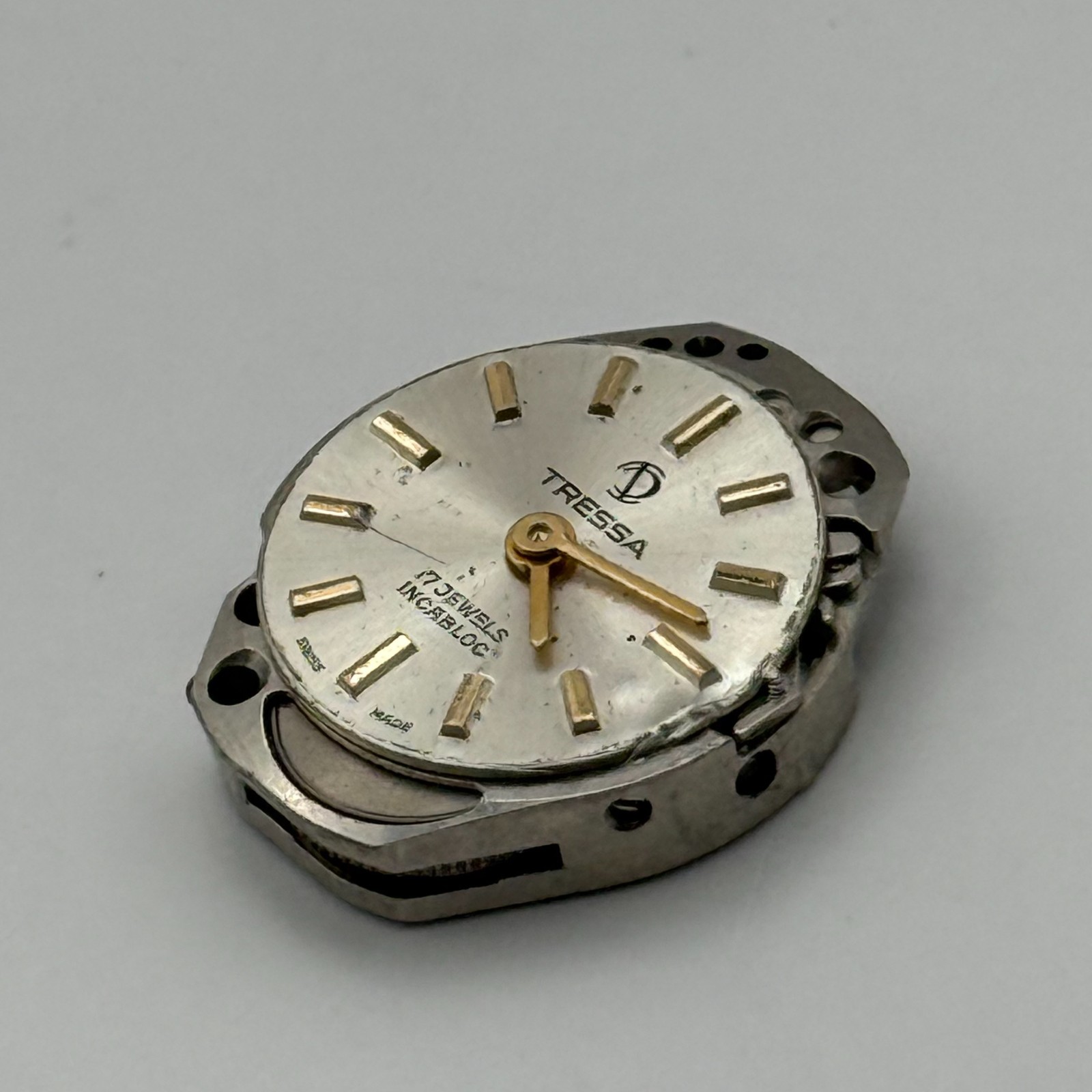 FHF 69-21 Watch Movement Tressa Swiss 17 Jewels Manual Wind Parts Repair 15.3mm