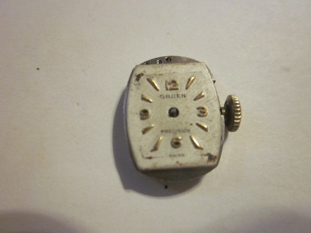Gruen Precision Watch Movement 17 Jewels 275 PRECISION CROSS FACE Parts Repair
